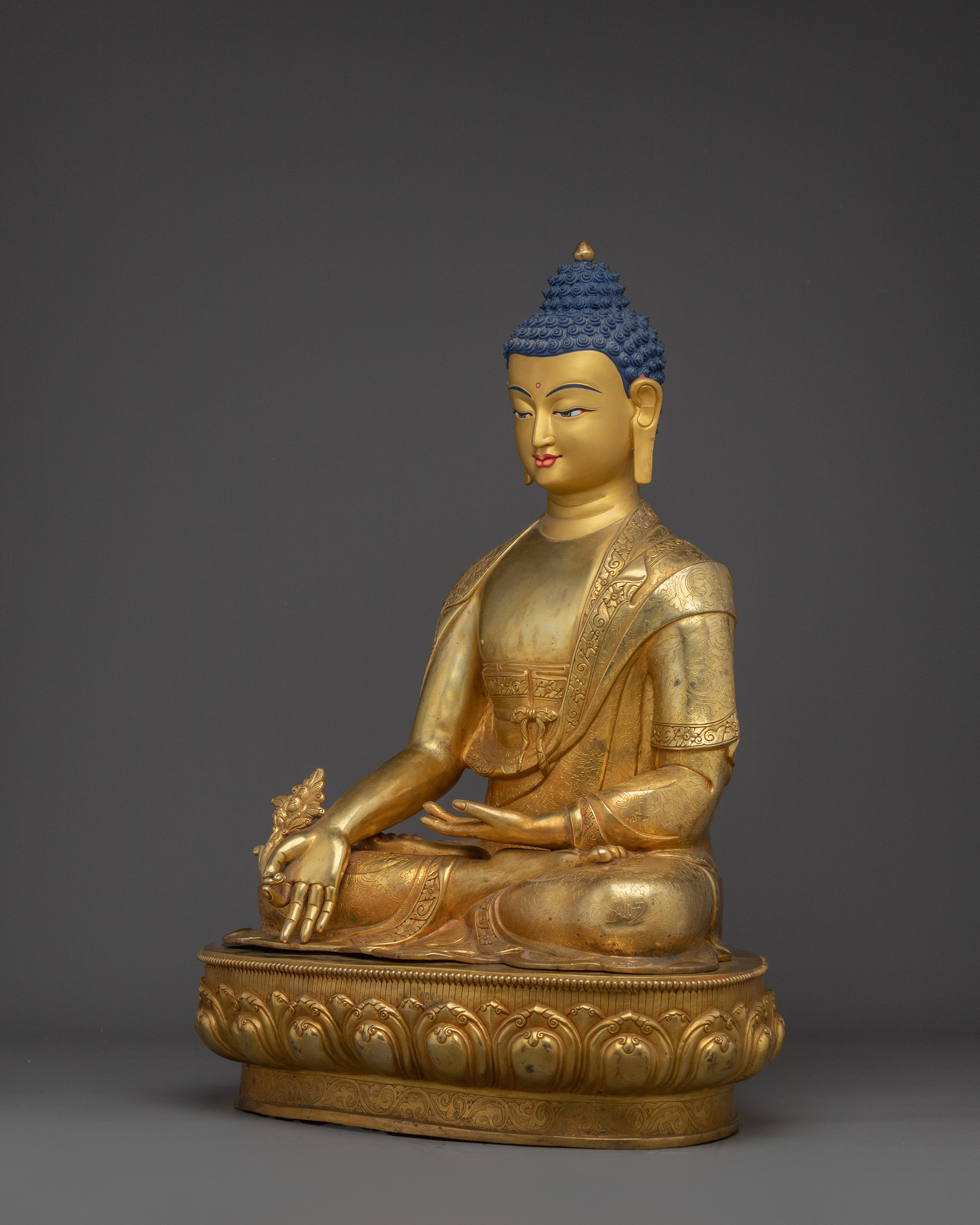 Medicine Buddha Statue: Supreme Buddhist Healer