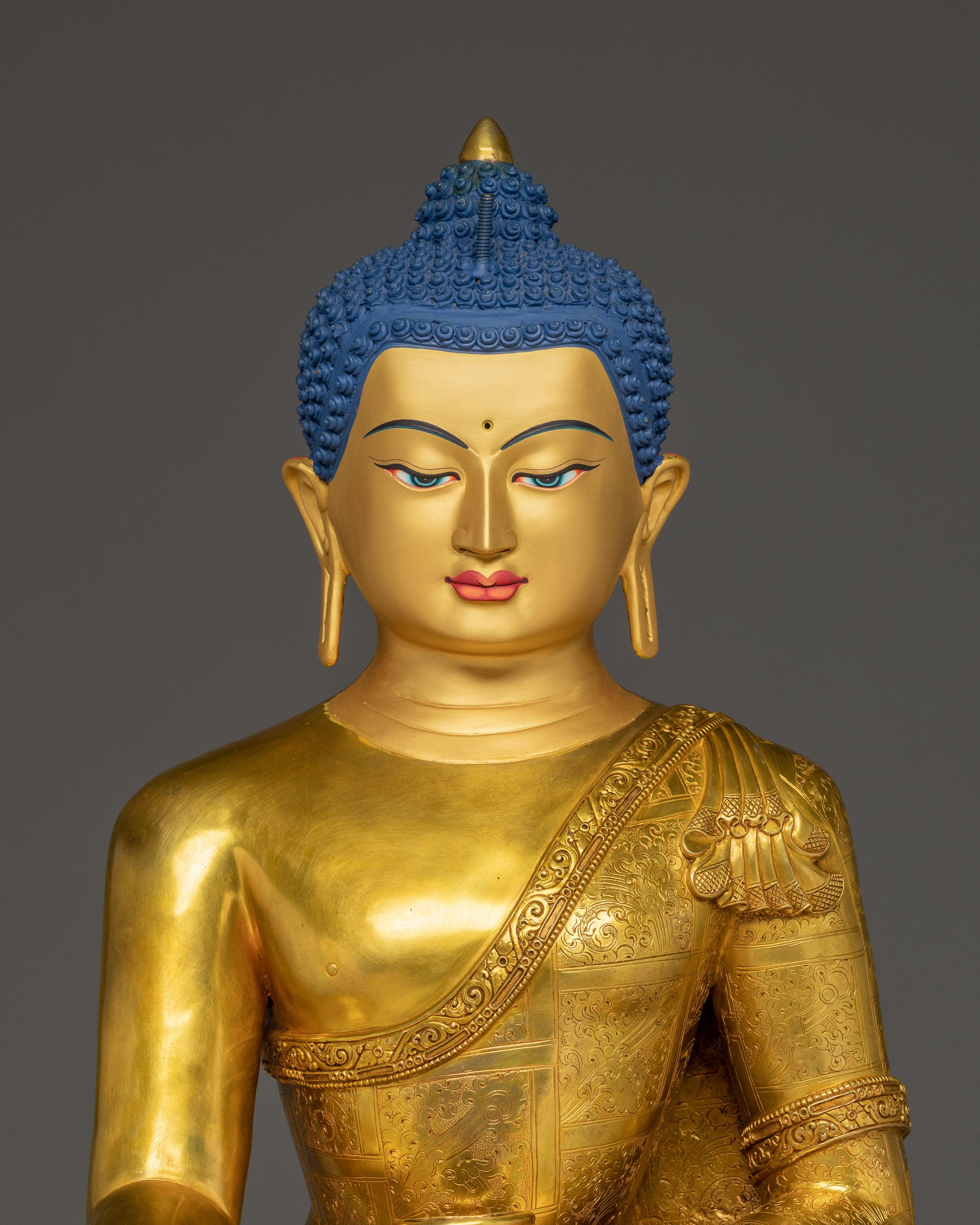 Crown shakyamuni Buddha with Throne | Handcarved Gemstones and Gold Detailing