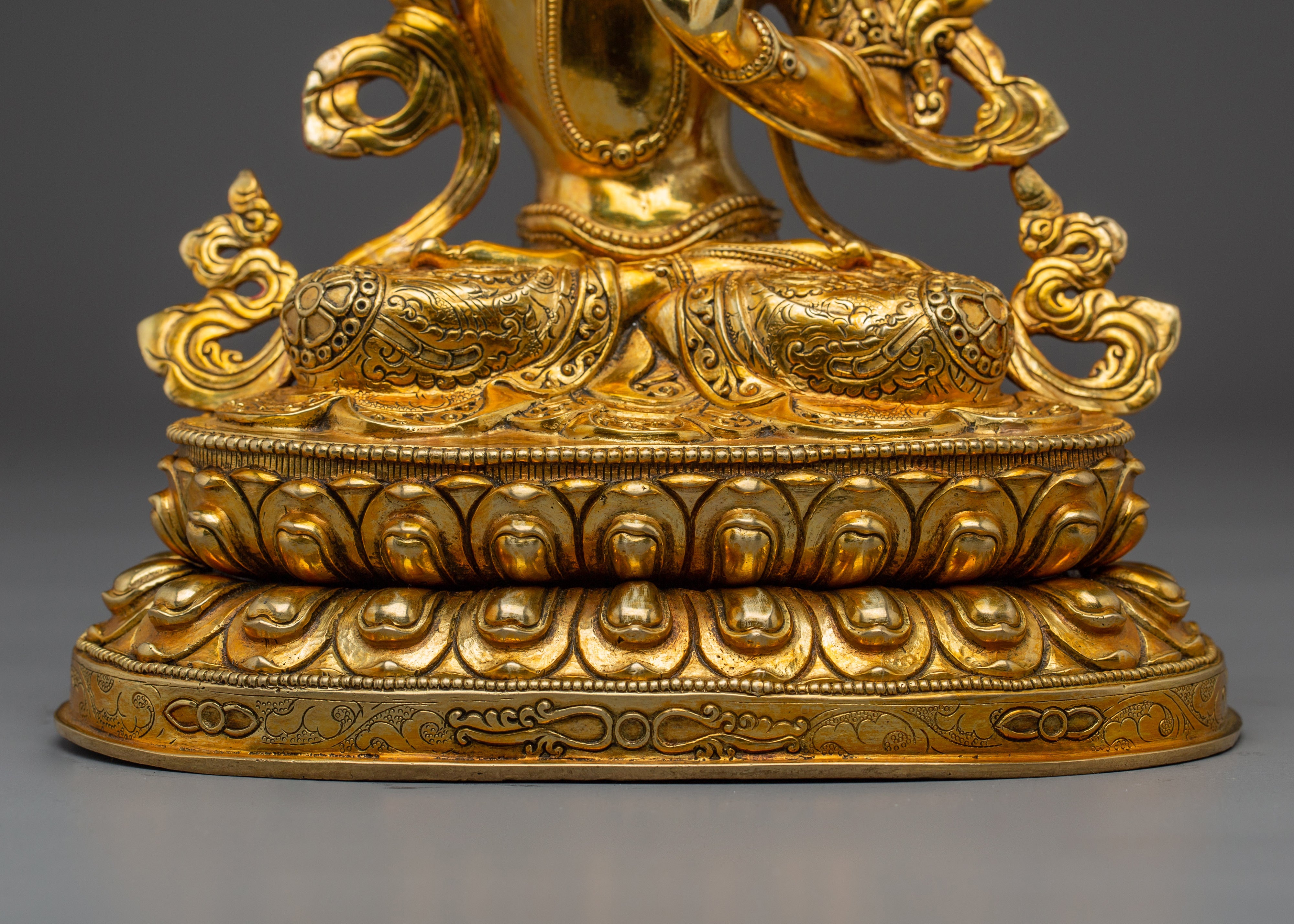 Radiant Wisdom Bodhisattva Manjushri Art | Buddhist Spiritual Statue