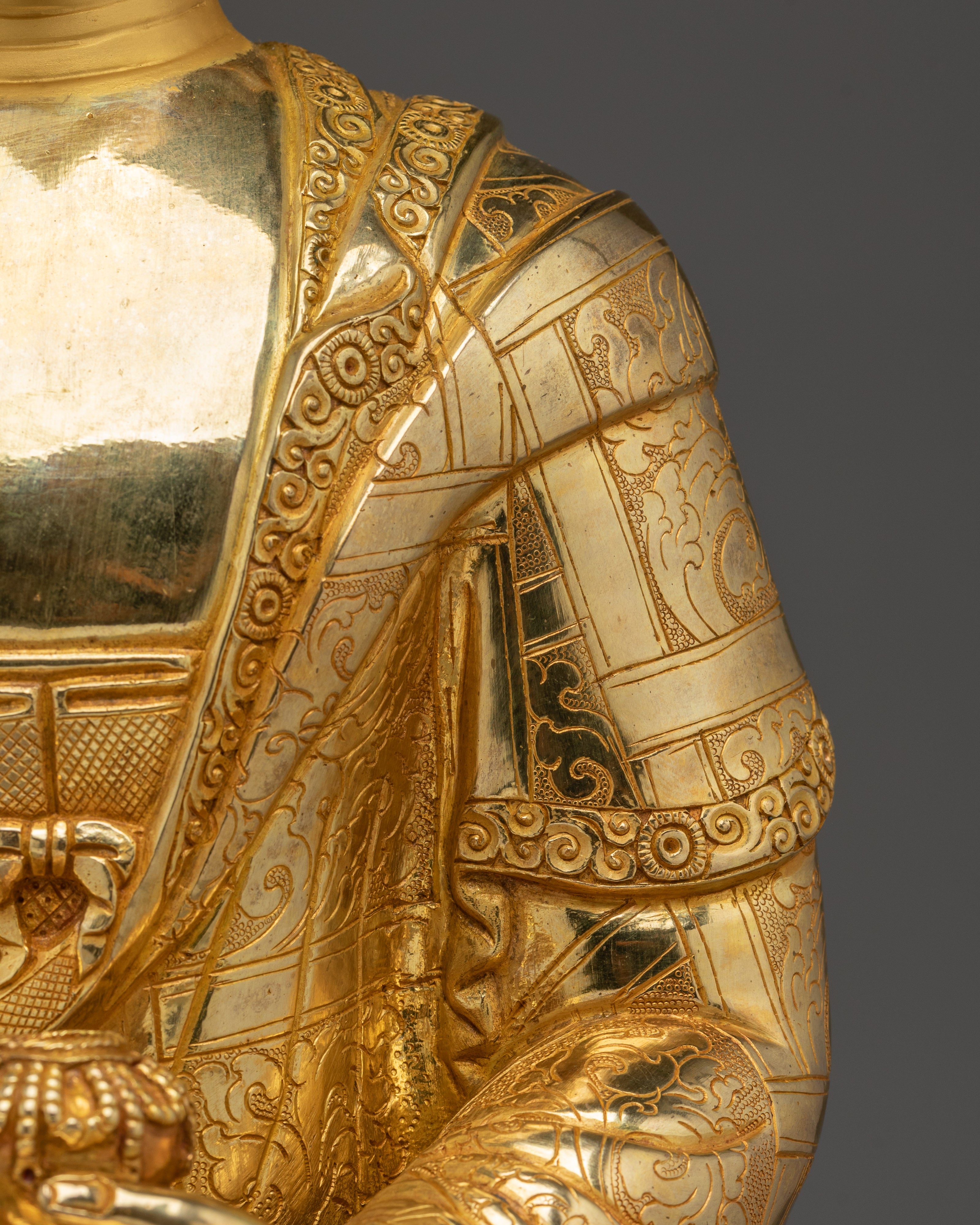 Shakyamuni Buddha 24K Gold Gilded Copper Statue | Symbol of Enlightenment and Peace