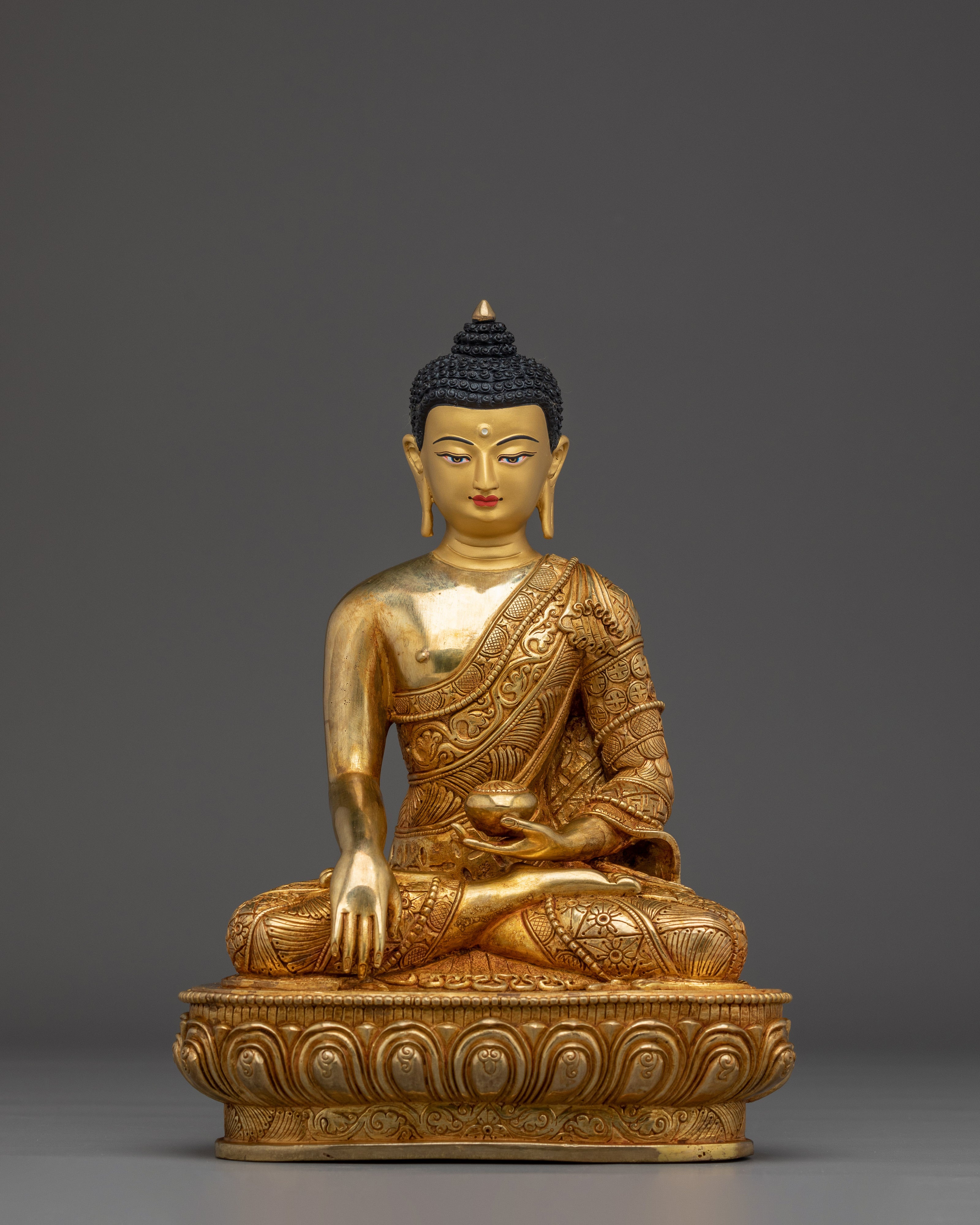 Shakyamuni Buddha 24K Gold Gilded | Symbol of Enlightenment and Spiritual Peace