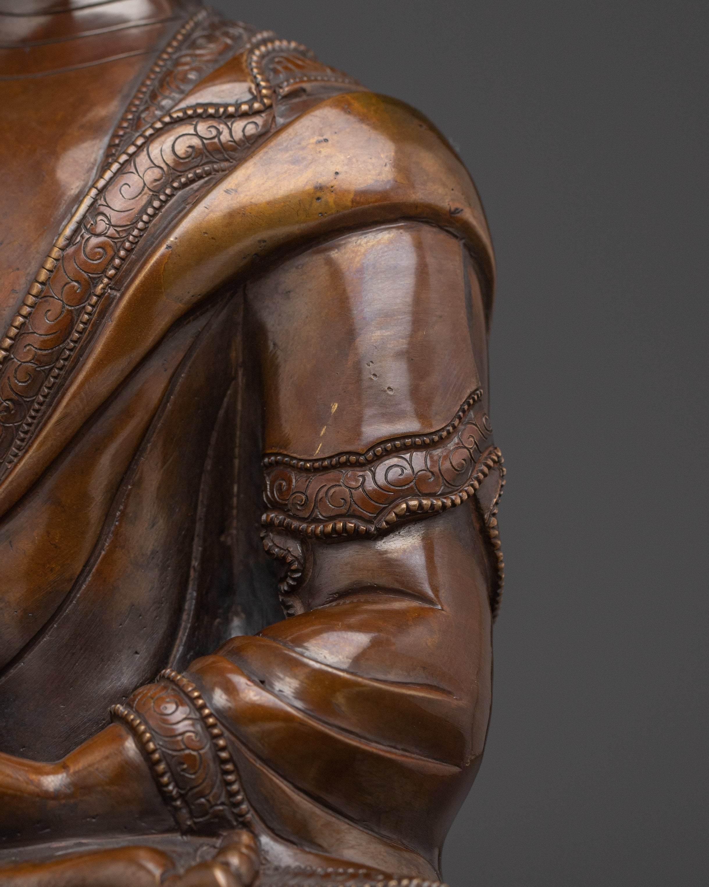 Shakyamuni Buddha Statue: Oxidized Copper Artwork