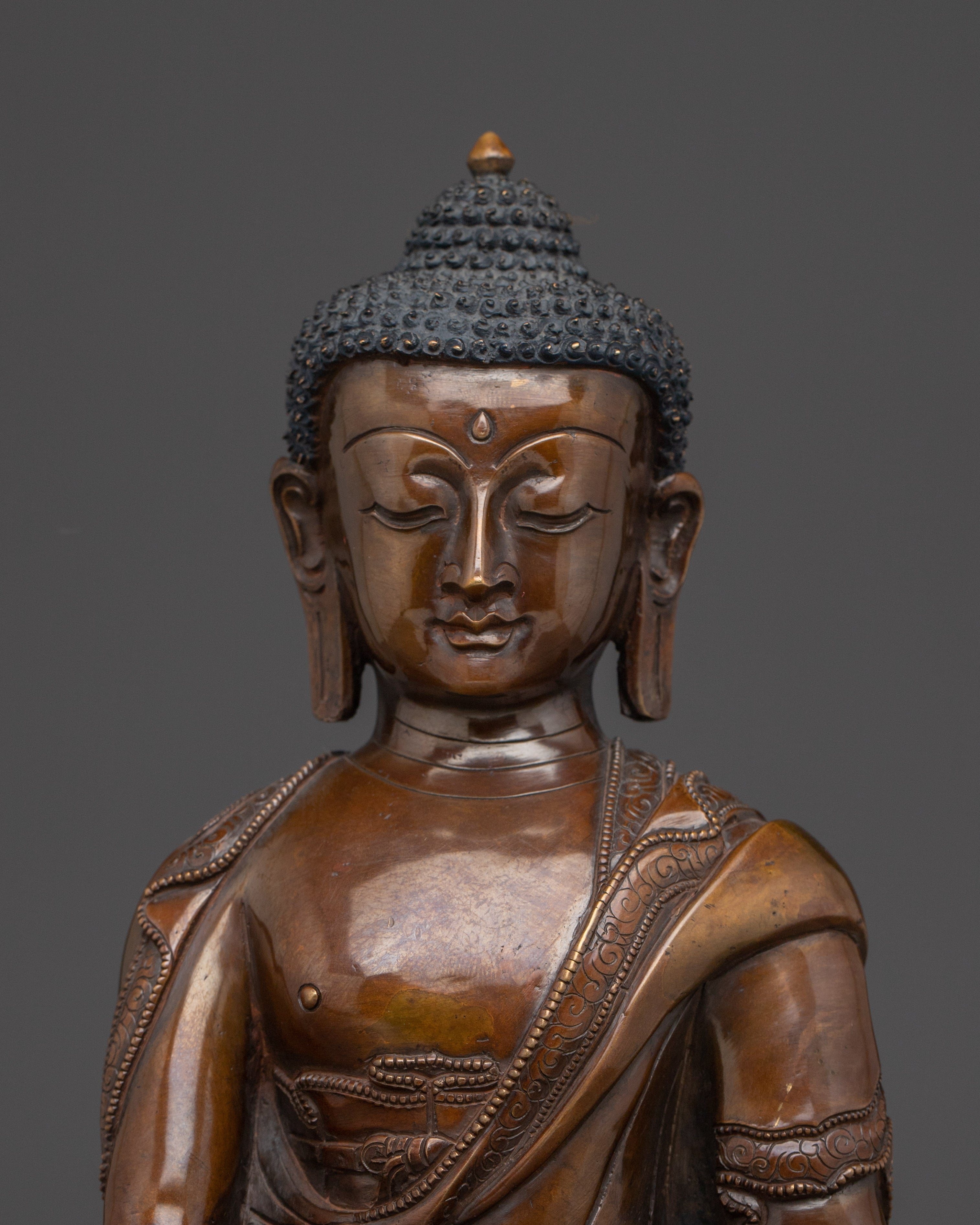Shakyamuni Buddha Statue: Oxidized Copper Artwork