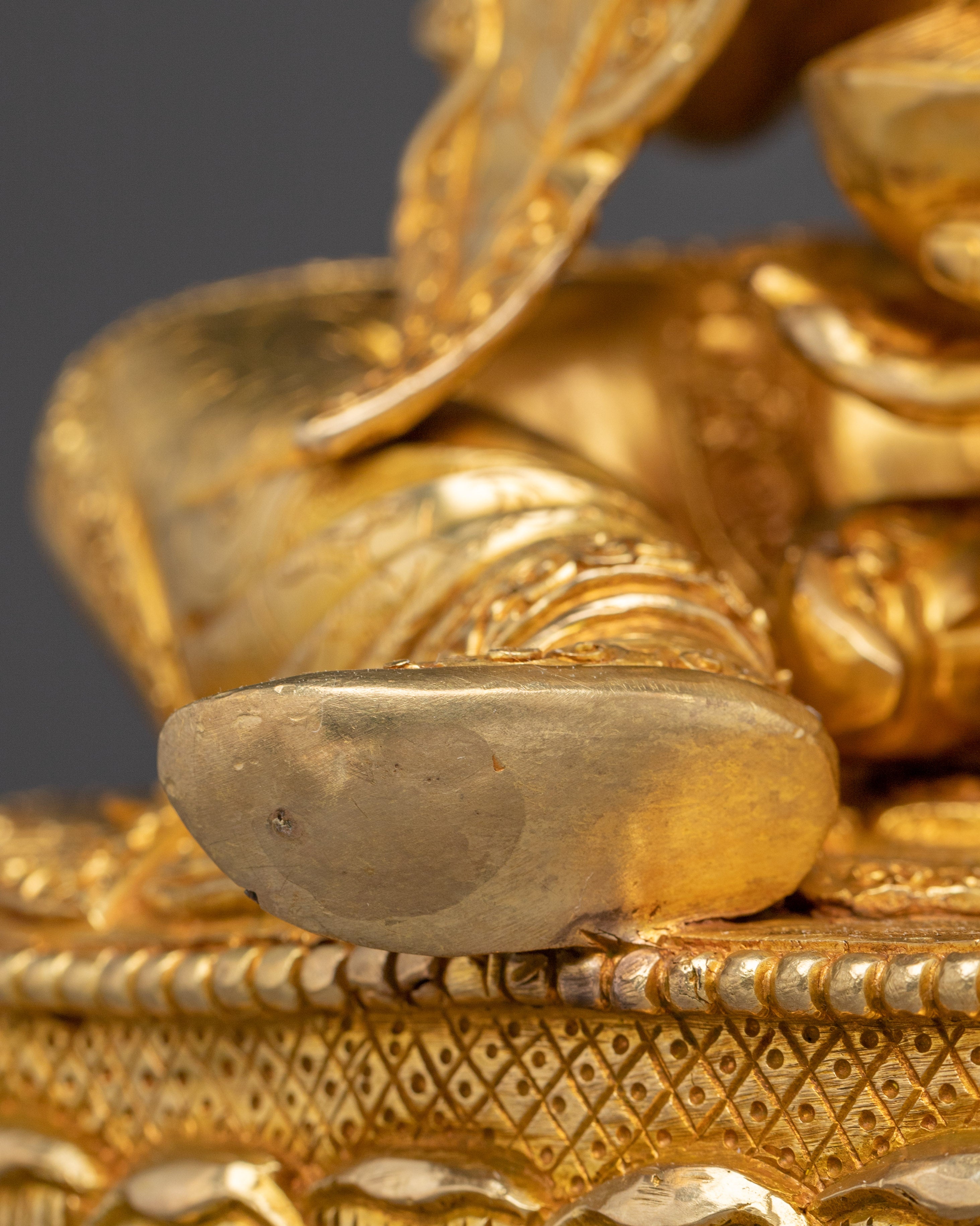 Guru Tsokye Dorje Statue: Peaceful Form of Guru Rinpoche