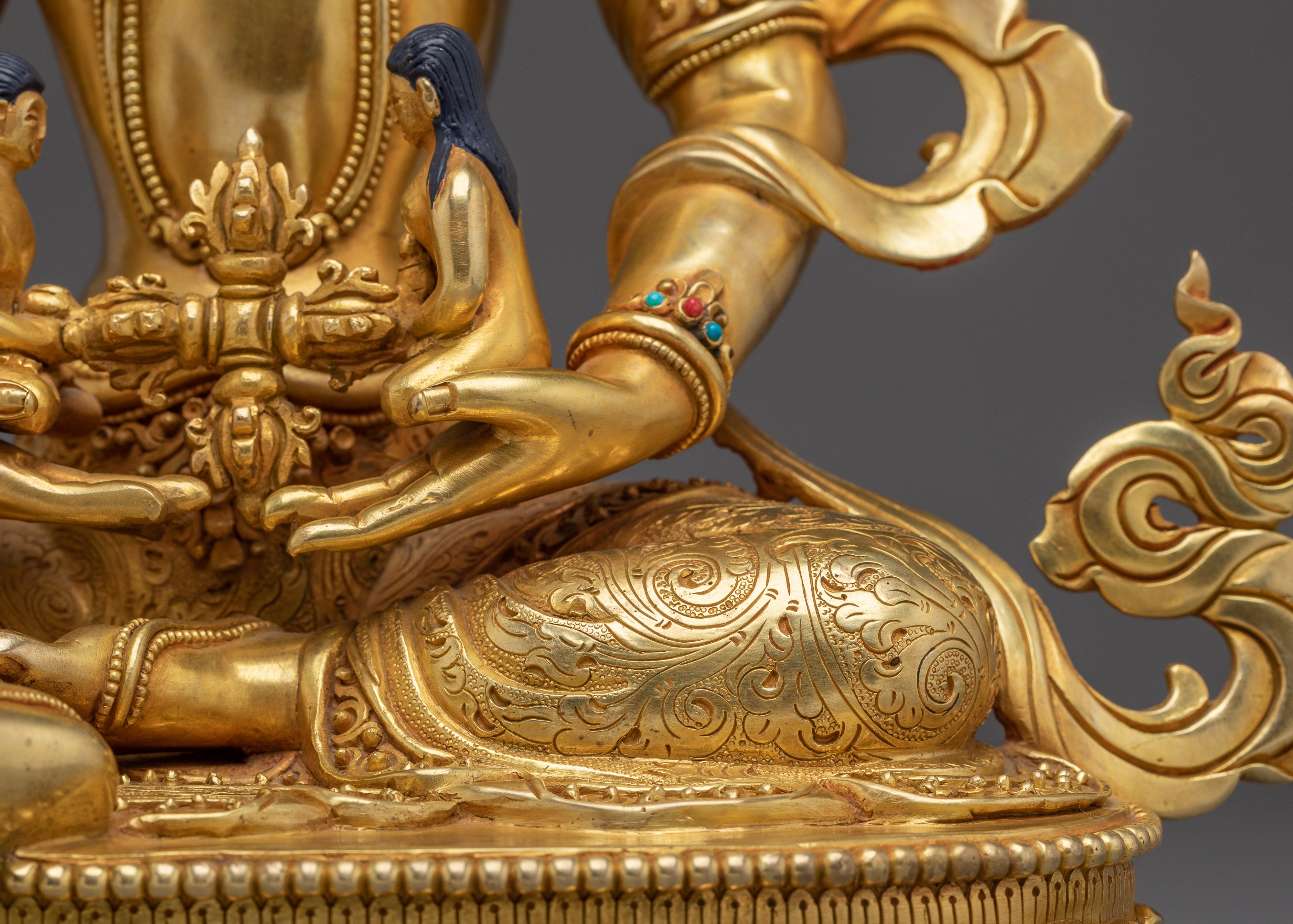 Bodhisattva Statue: Path to Enlightenment