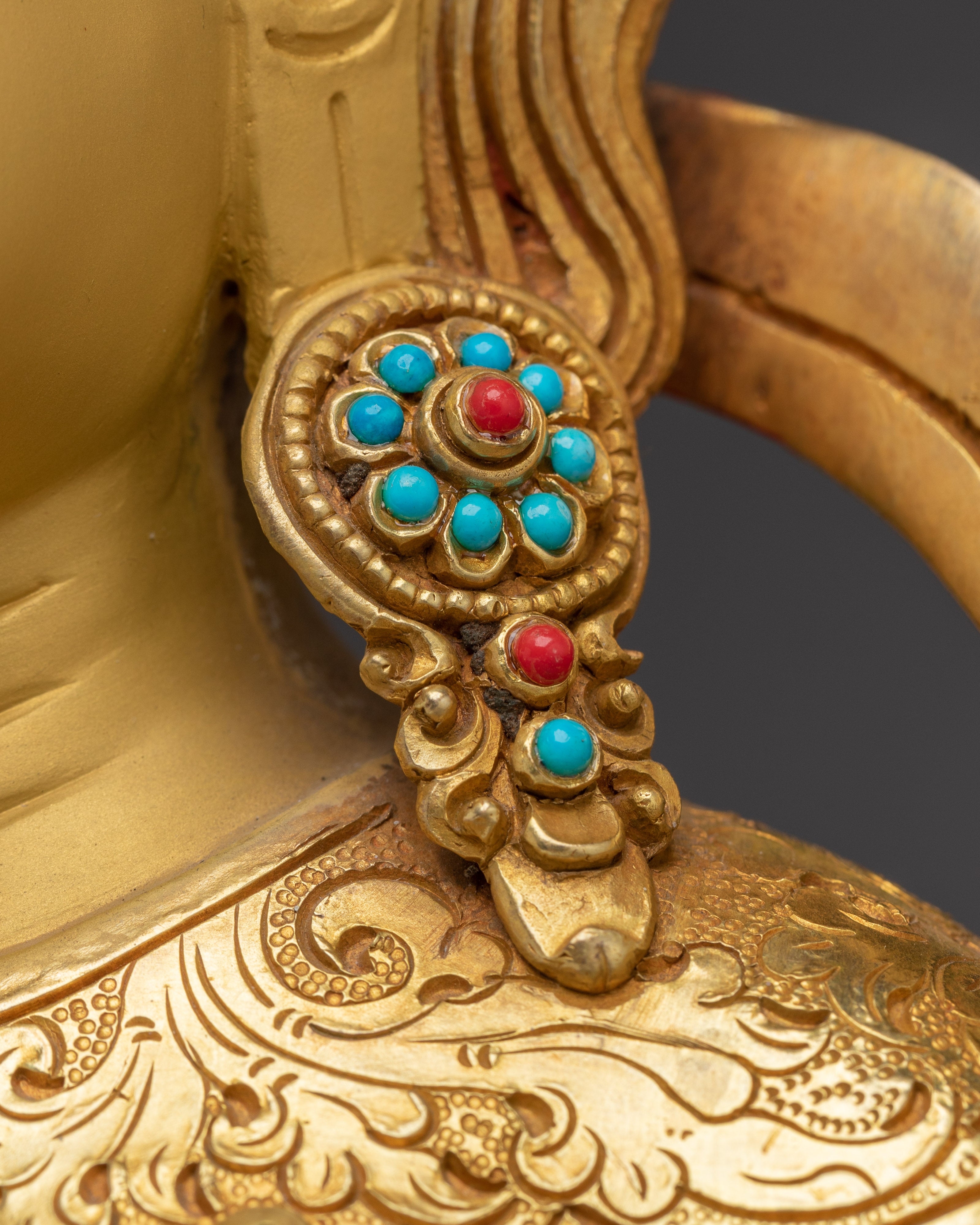 Bodhisattva Statue: Path to Enlightenment