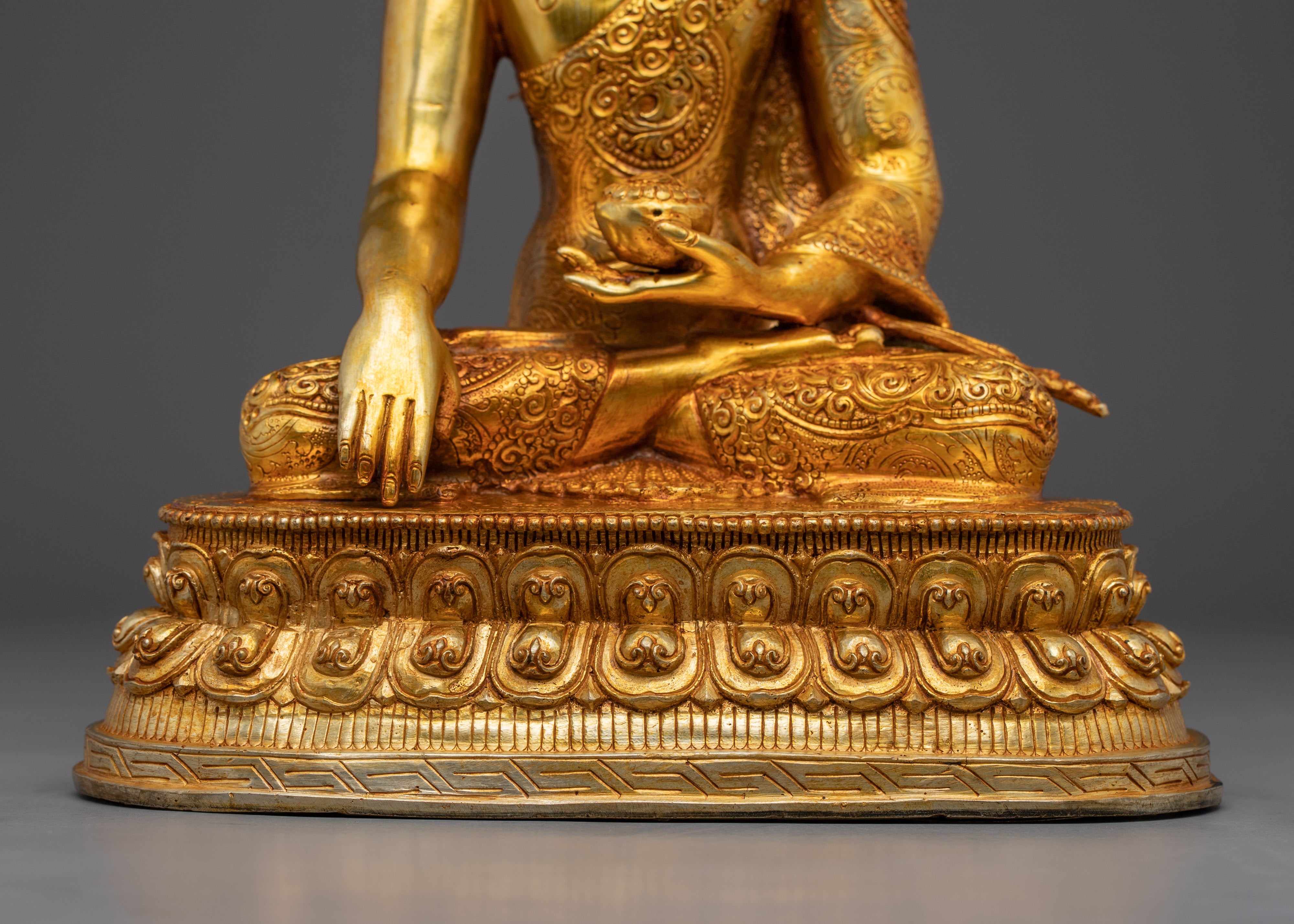 Shakyamuni buddha Statue: The Historical Buddha