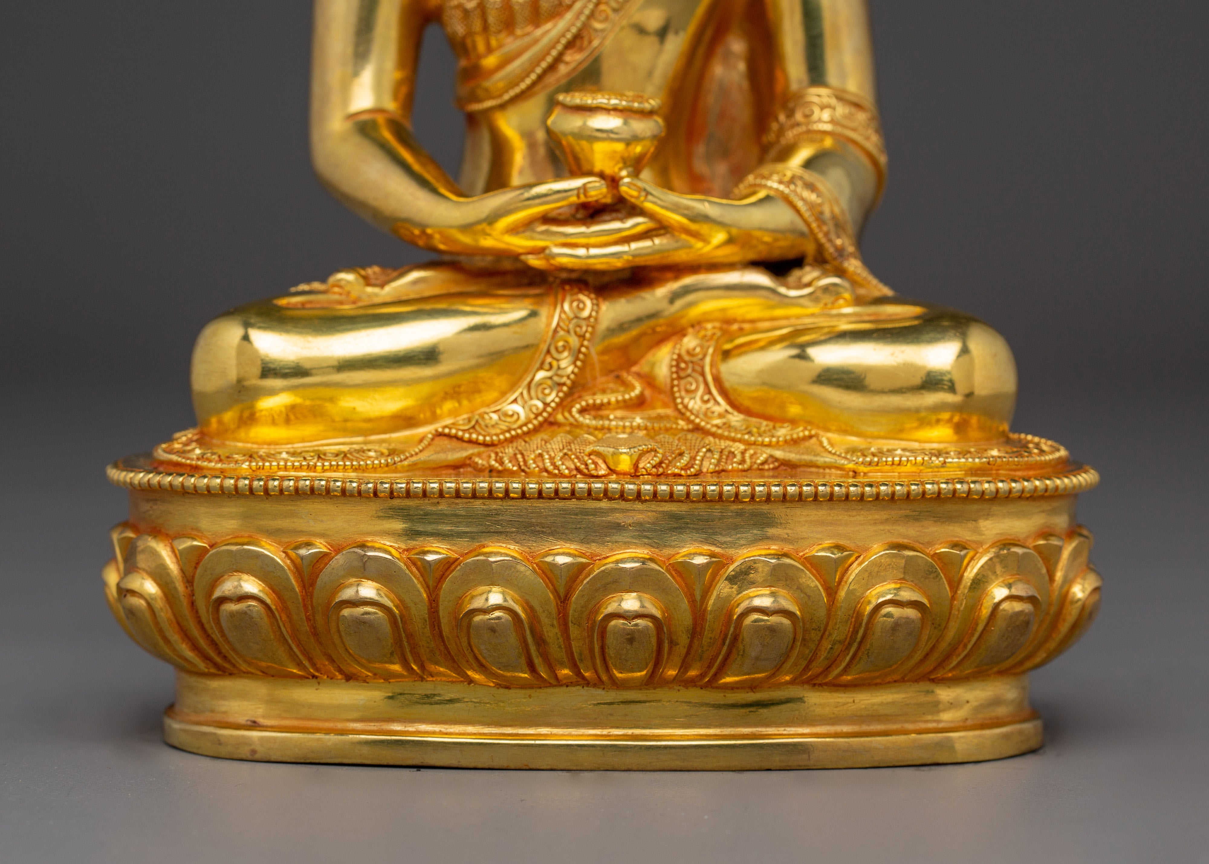 Amitabha Buddha Statue: The Buddha of Pure Land