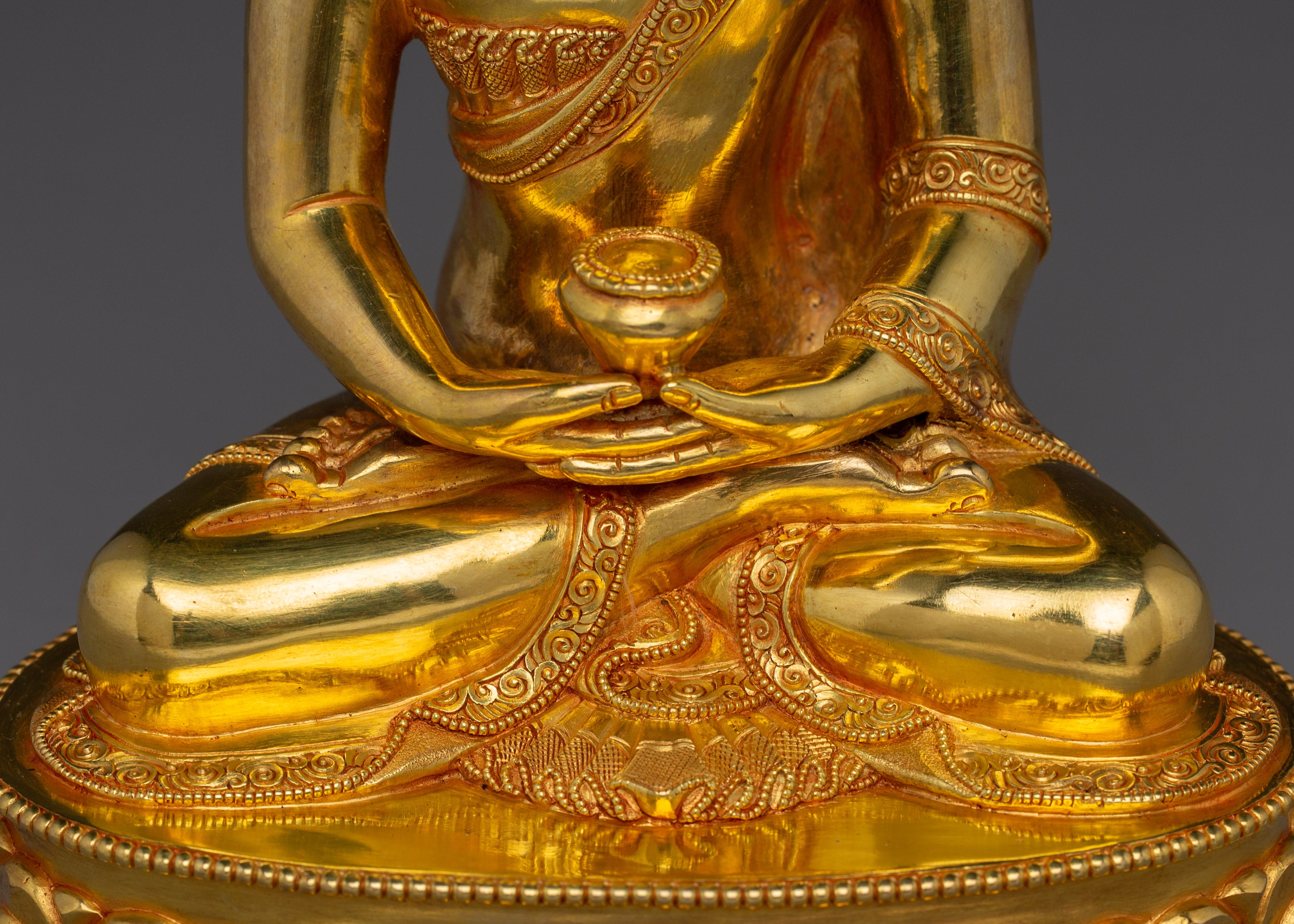 Amitabha Buddha Statue: The Buddha of Pure Land