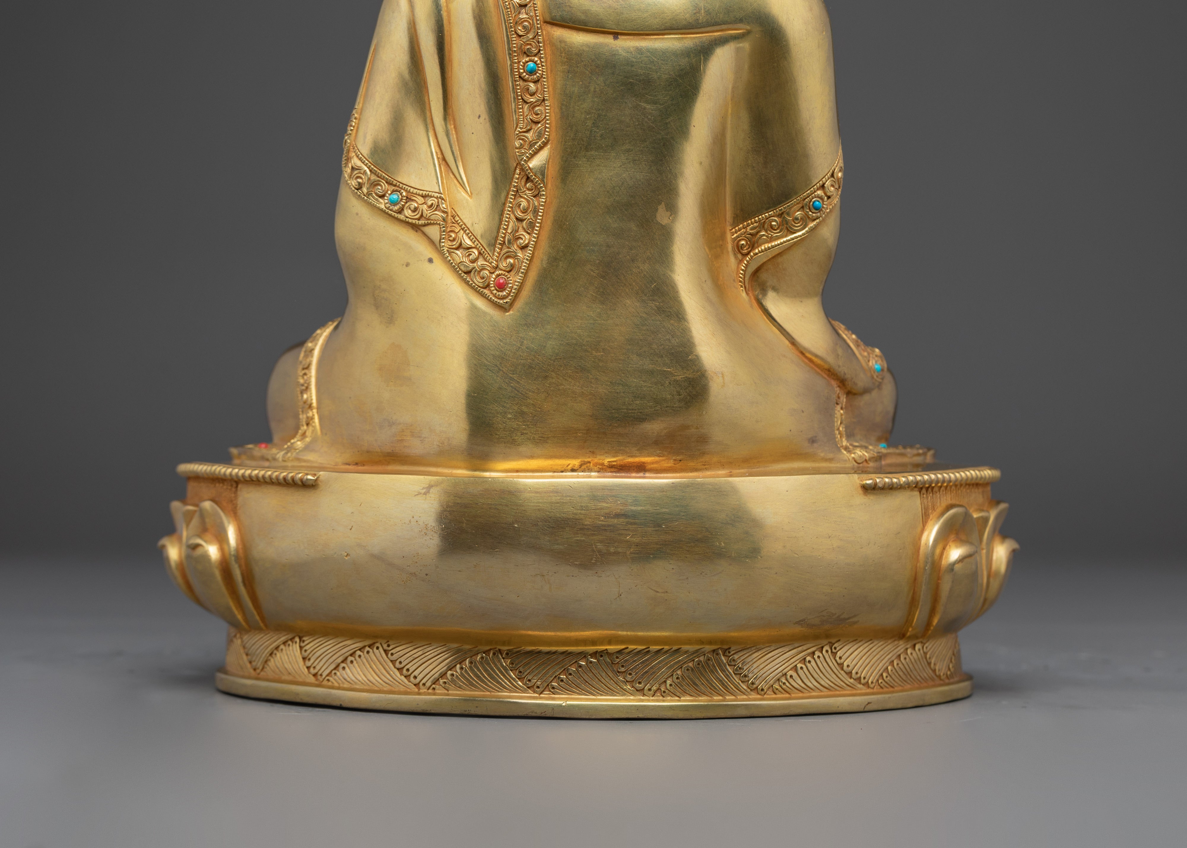 Karmapa Statue: Head of Karma Kagyu Lineage