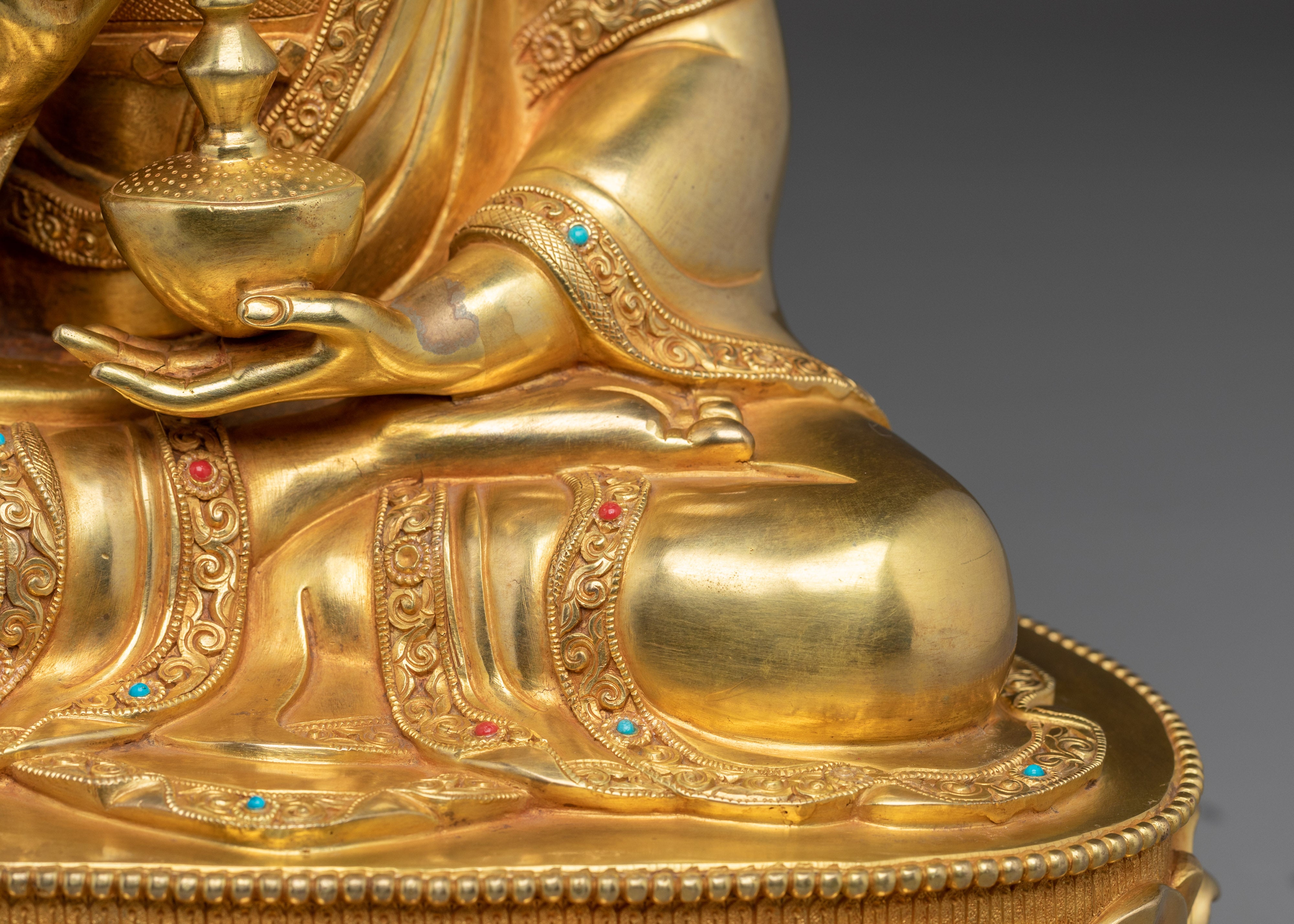 Karmapa Statue: Head of Karma Kagyu Lineage