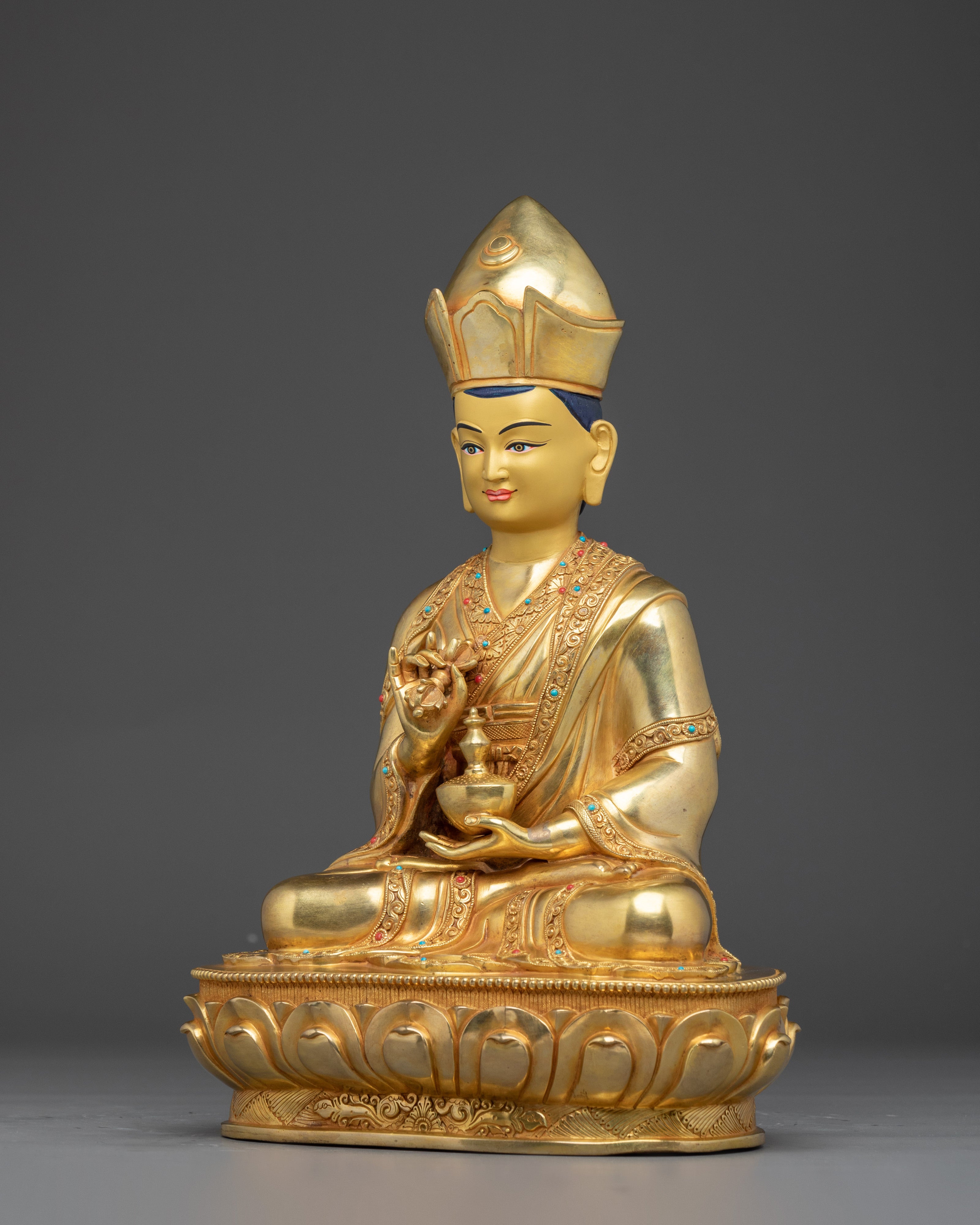 Karmapa Statue: Head of Karma Kagyu Lineage
