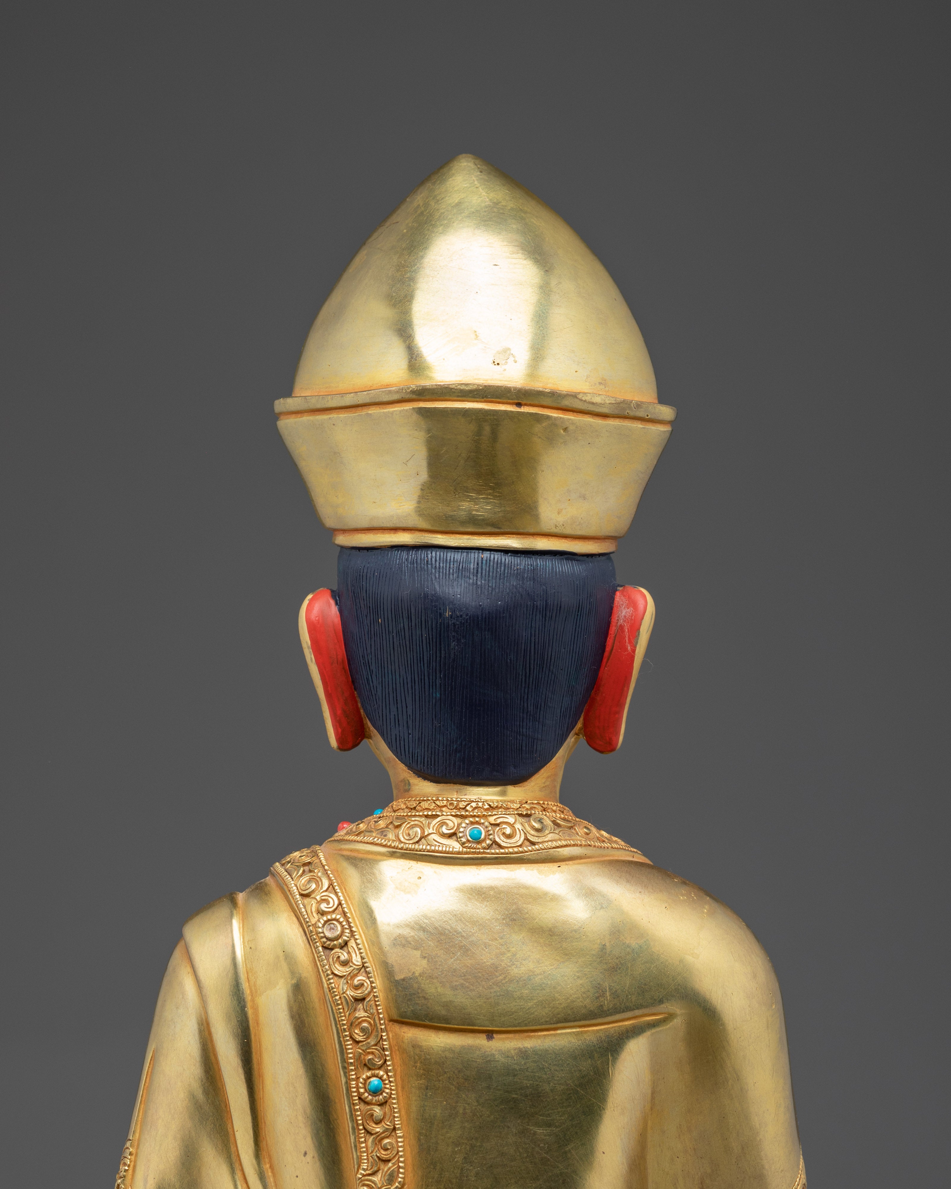 Karmapa Statue: Head of Karma Kagyu Lineage