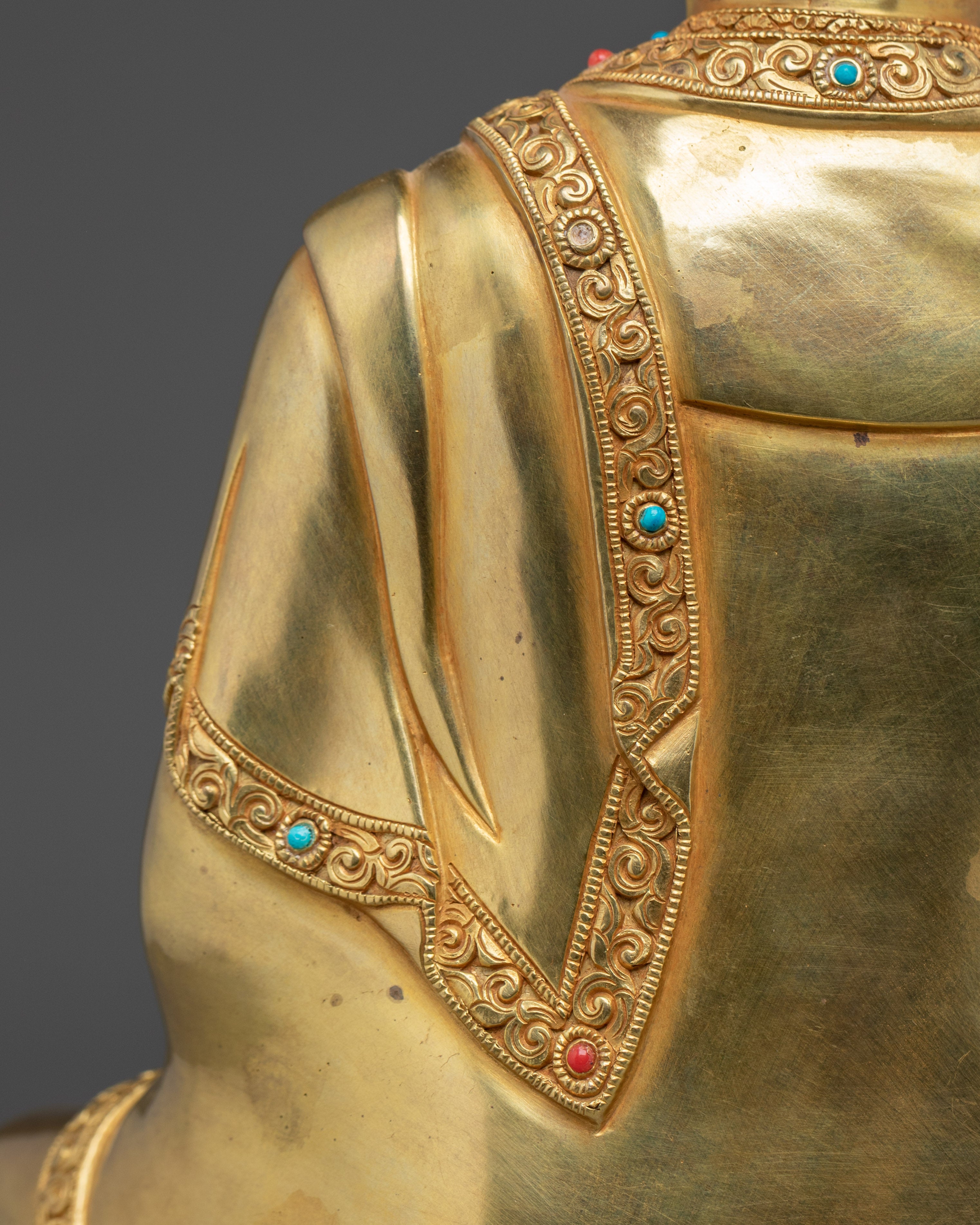 Karmapa Statue: Head of Karma Kagyu Lineage