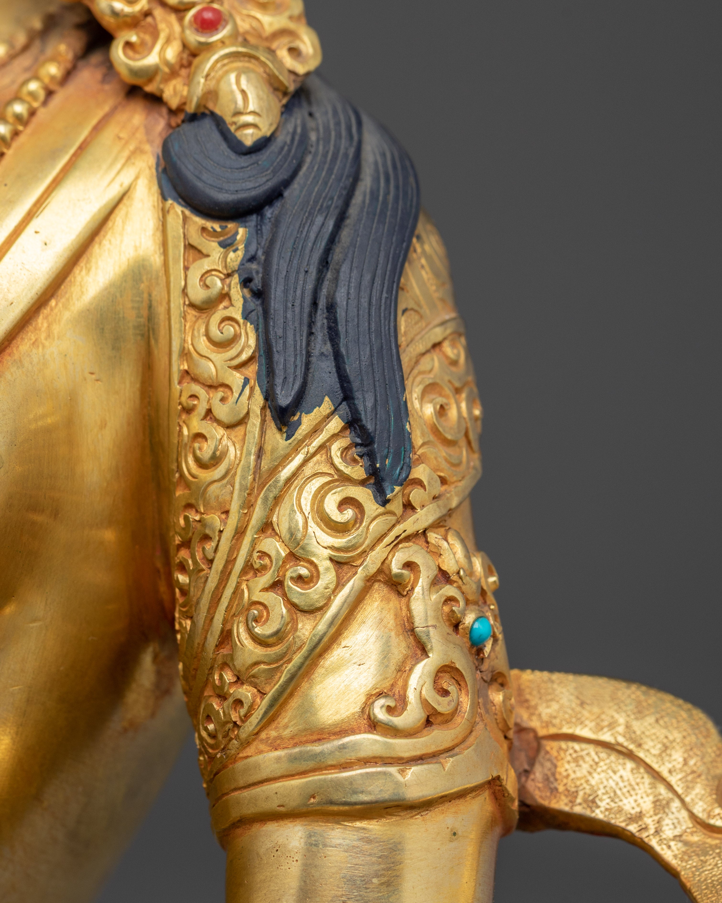 Kshitigarbha Statue: Buddhist Bodhisattva