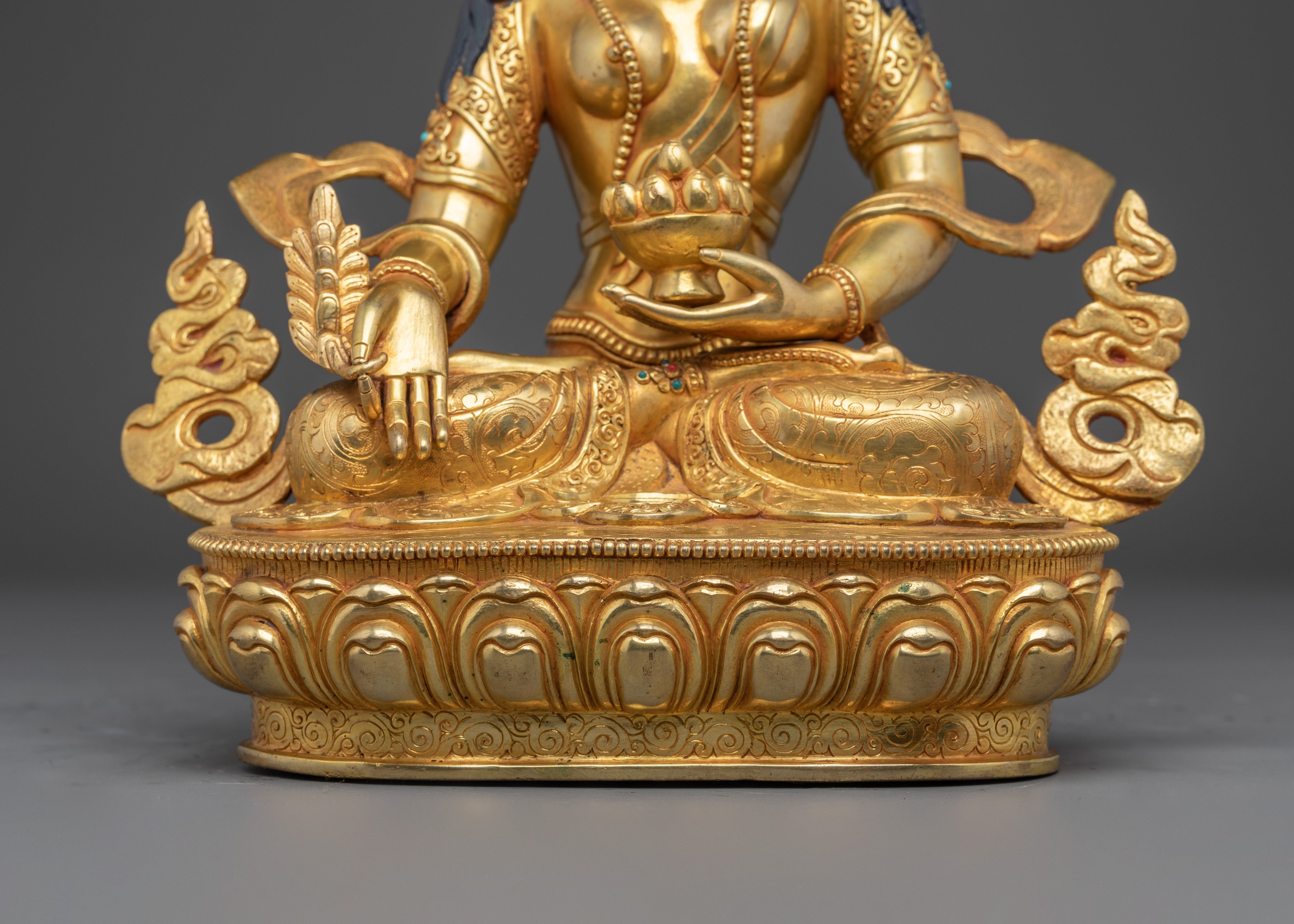 Kshitigarbha Statue: Buddhist Bodhisattva