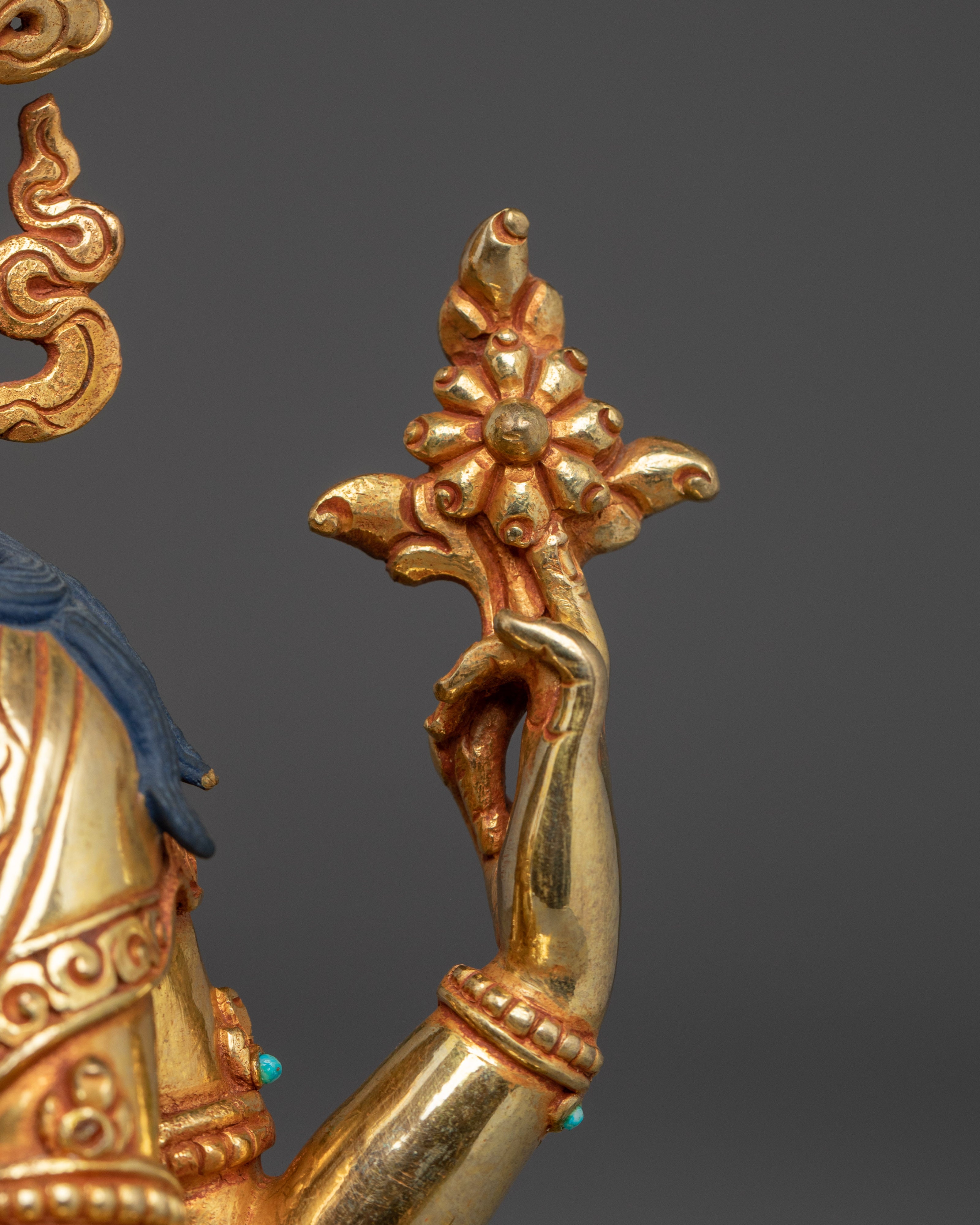 Chenrezig Statue: Buddhist Compassion Bodhisattva