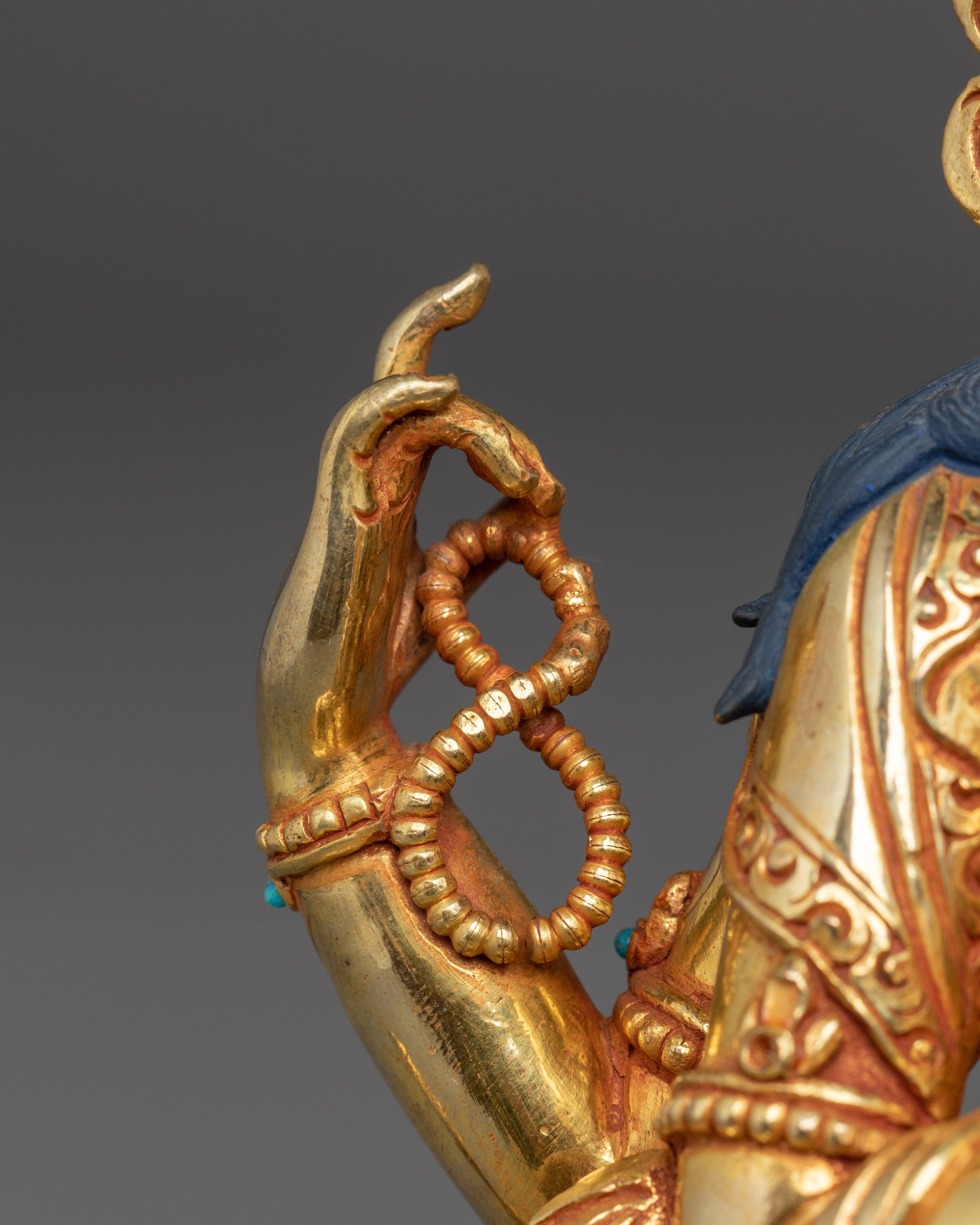 Chenrezig Statue: Buddhist Compassion Bodhisattva