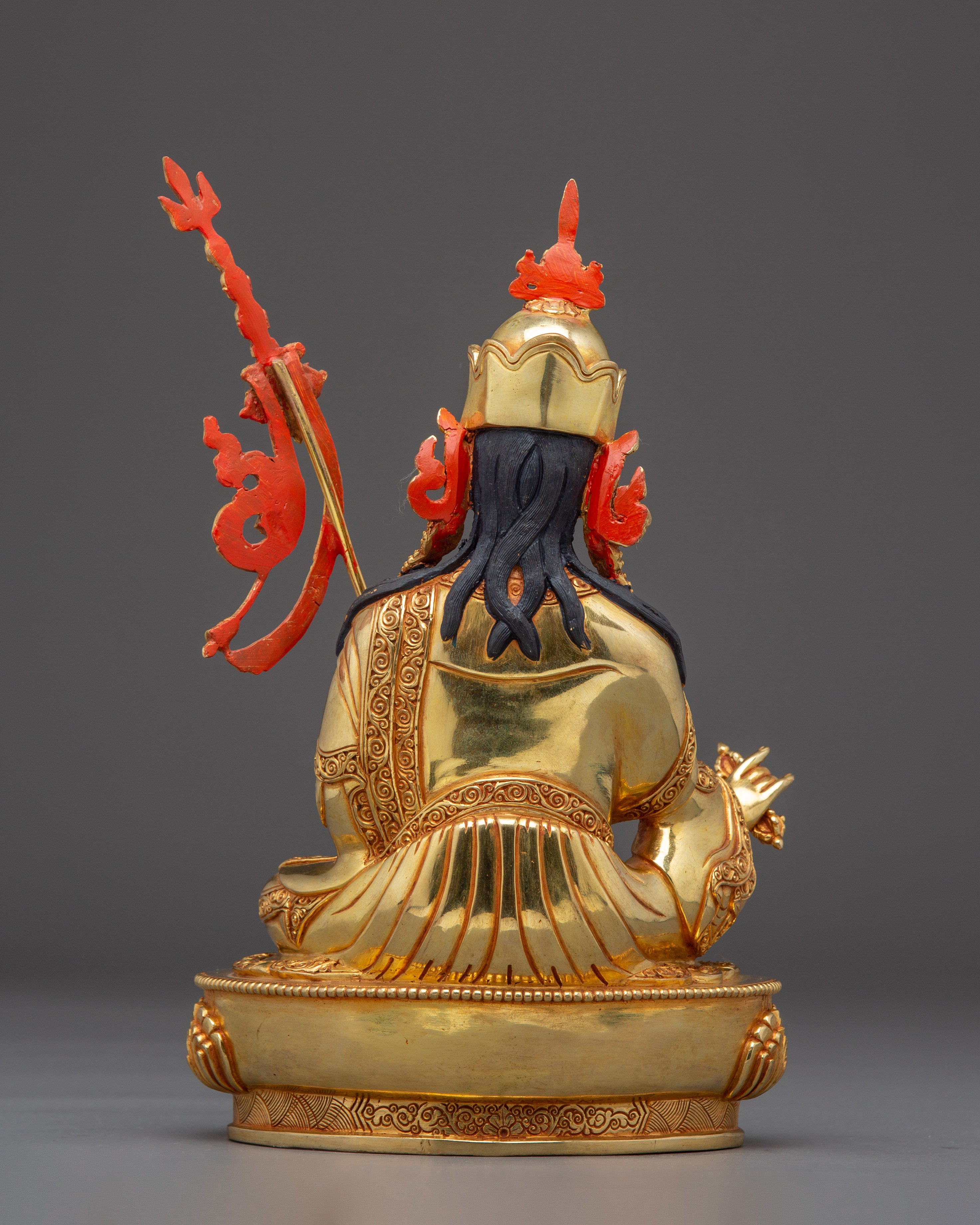 Guru Rinpoche Statue: Tibetan Vajra Master