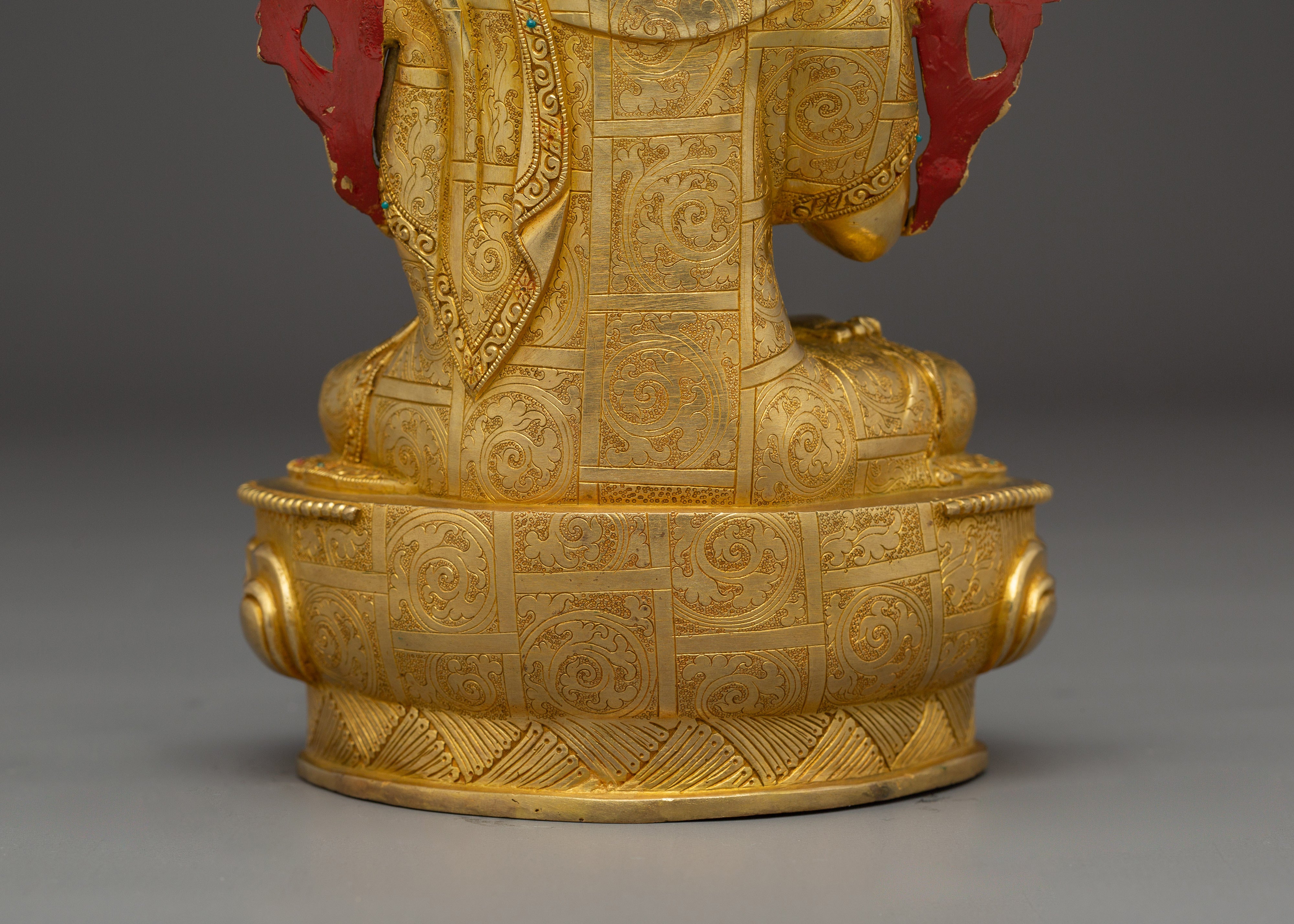 Tsongkhapa Statue: Revered Buddhist Philosopher
