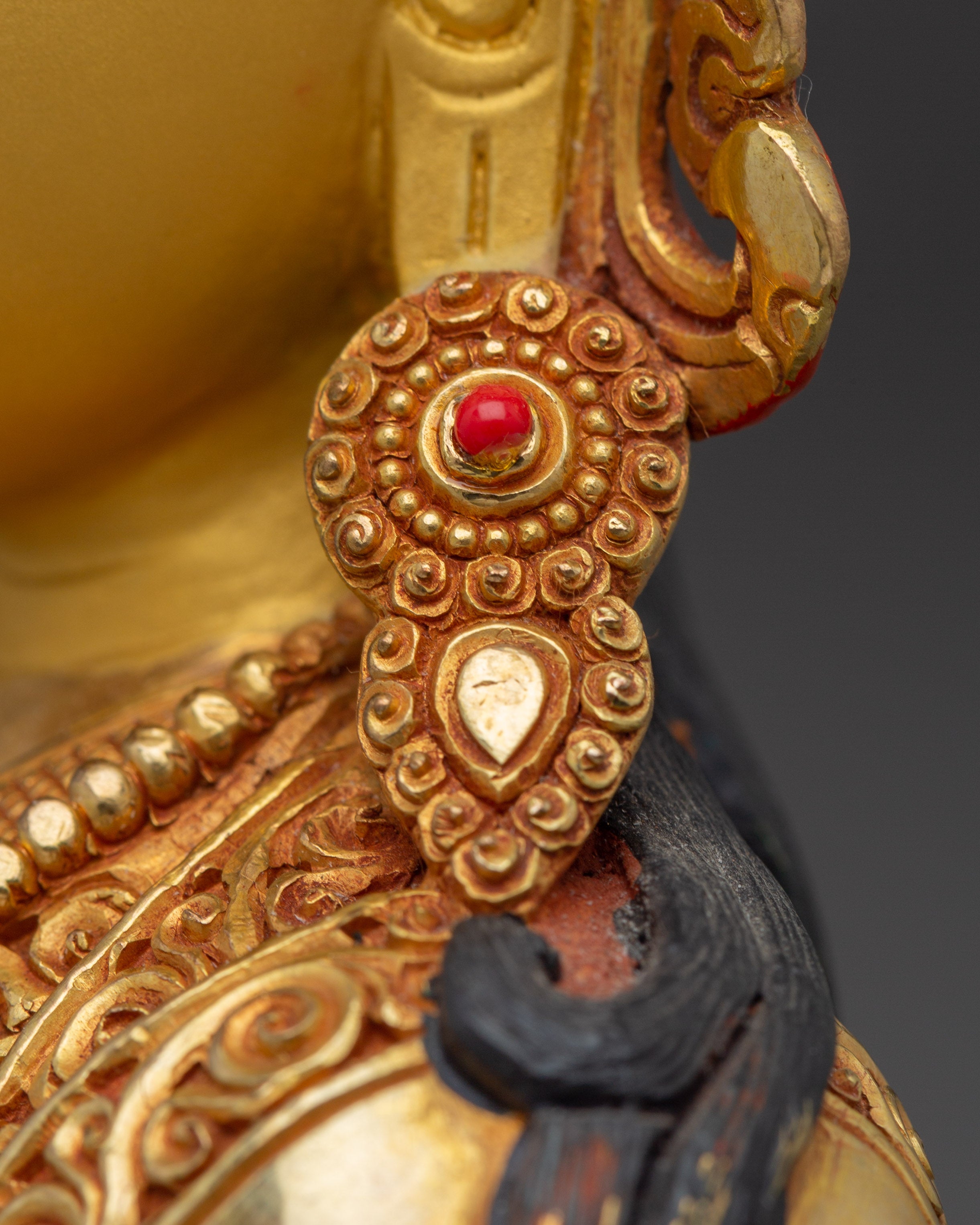 Tibetan Guru Rinpoche Figure | Sacred Buddhist Art