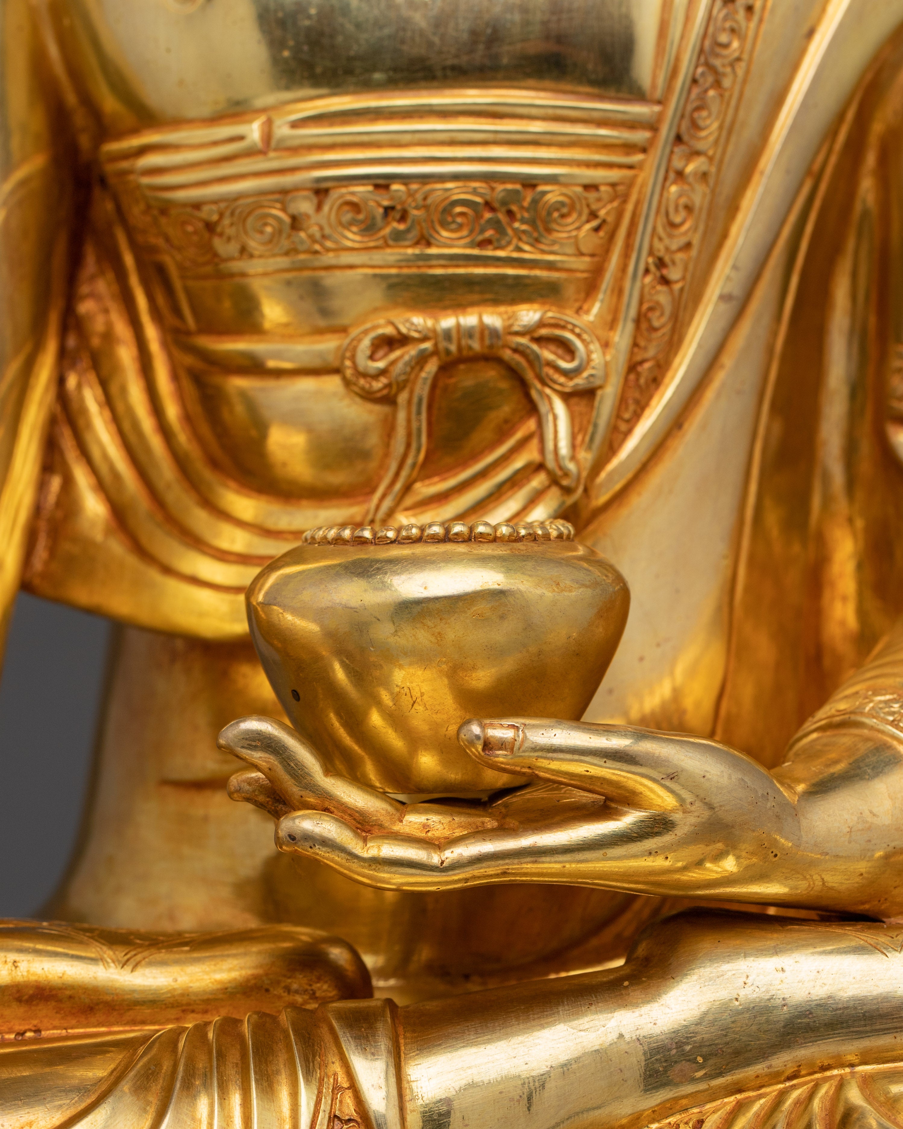 Gautama Buddha Statue: The Enlightened One