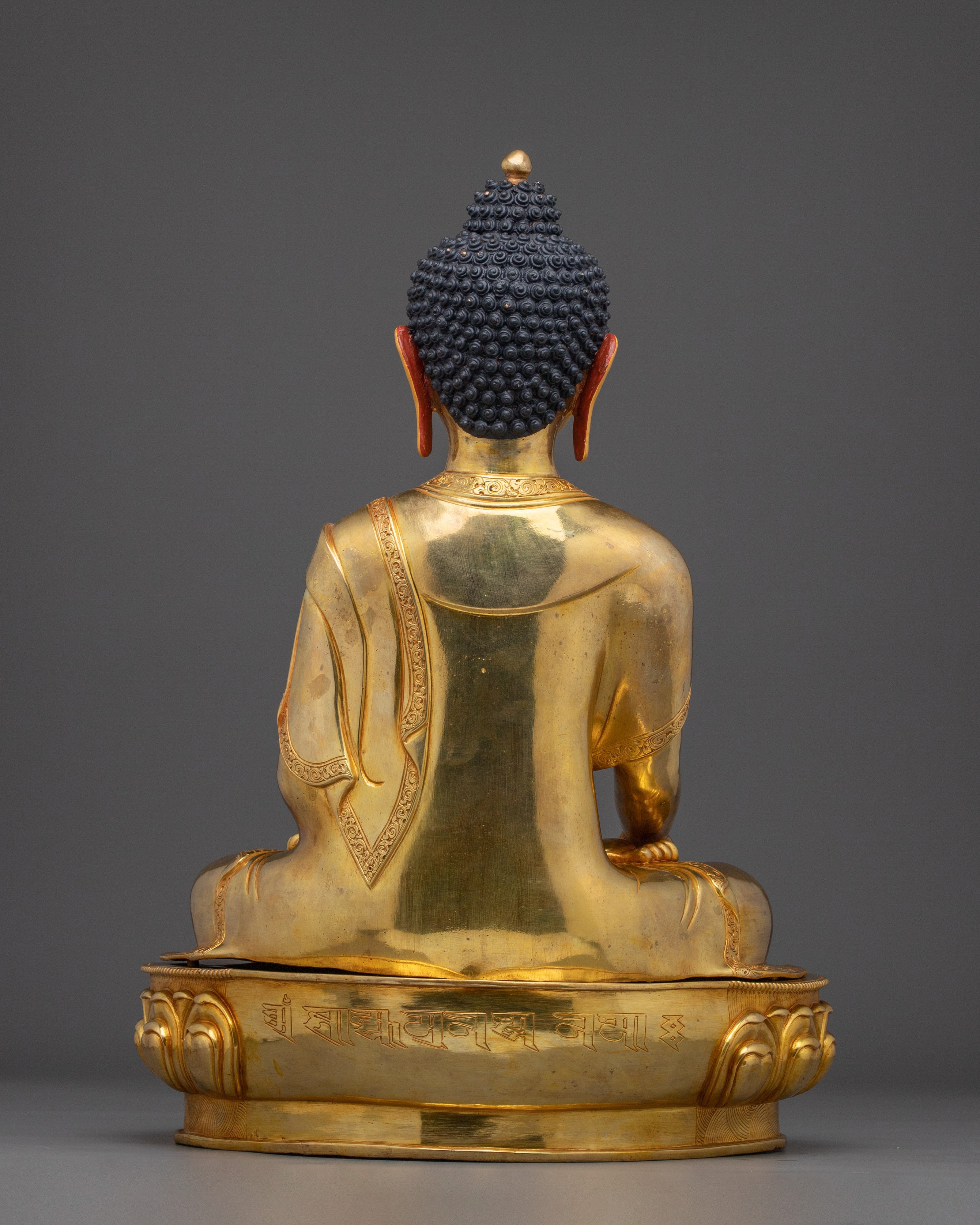 Gautama Buddha Statue: The Enlightened One