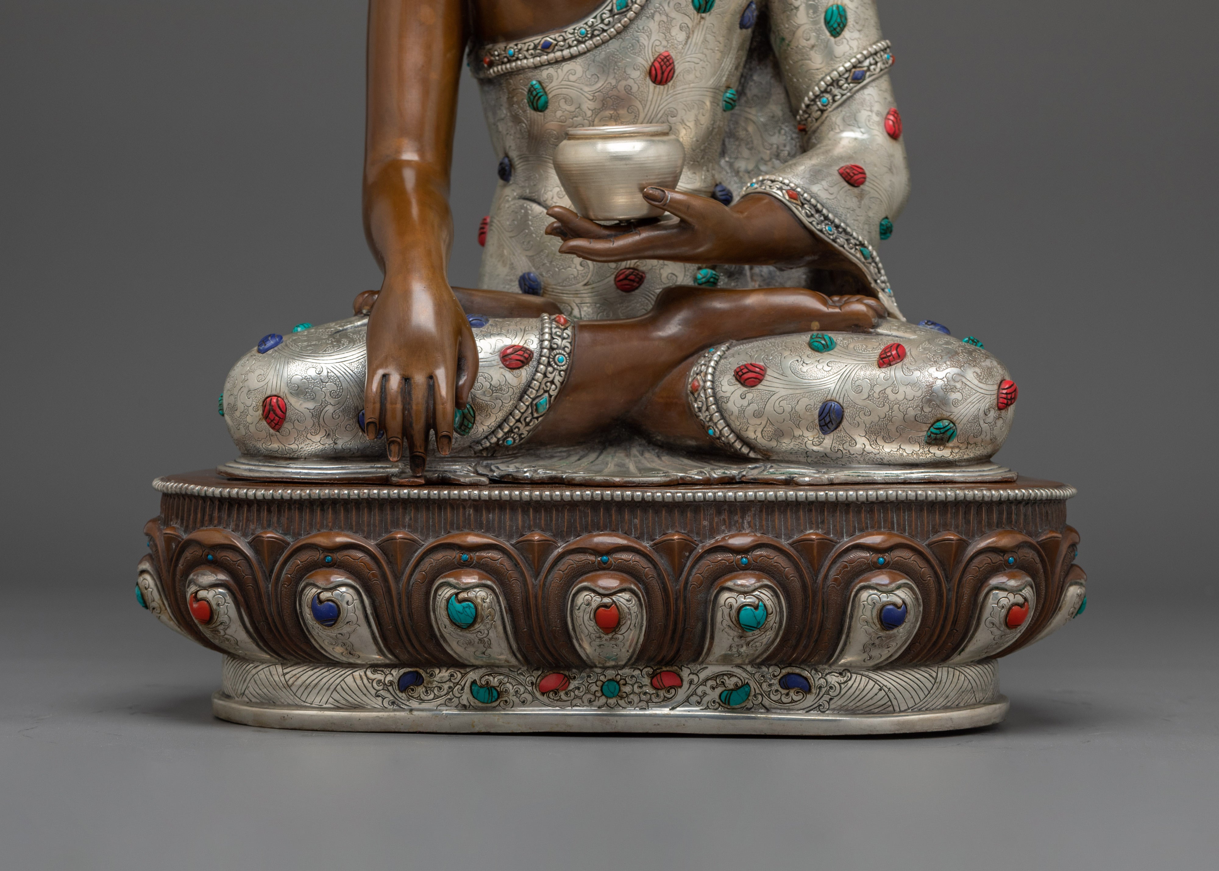 Shakyamuni buddha Statue: Buddhist Spiritual Decor