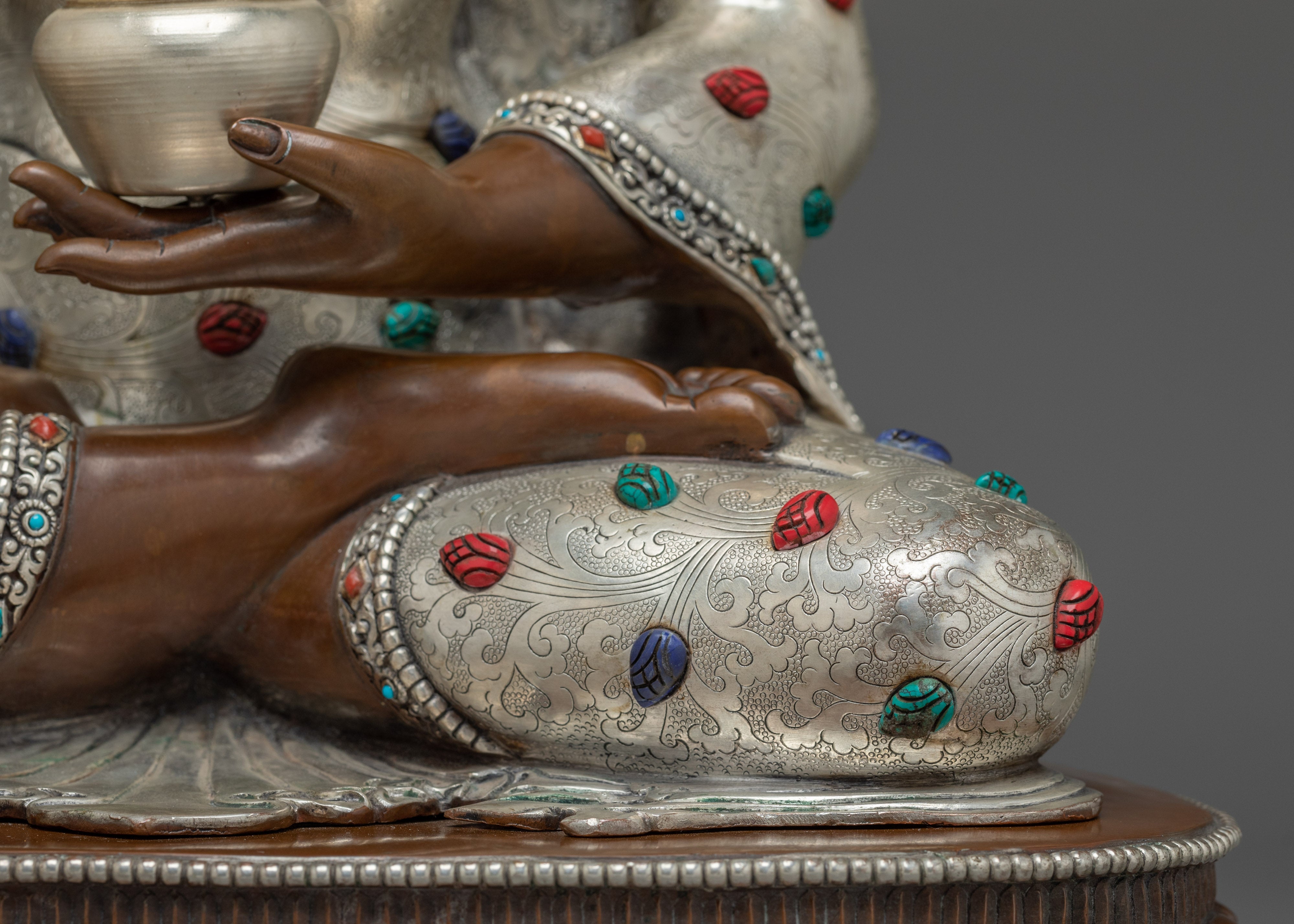 Shakyamuni buddha Statue: Buddhist Spiritual Decor