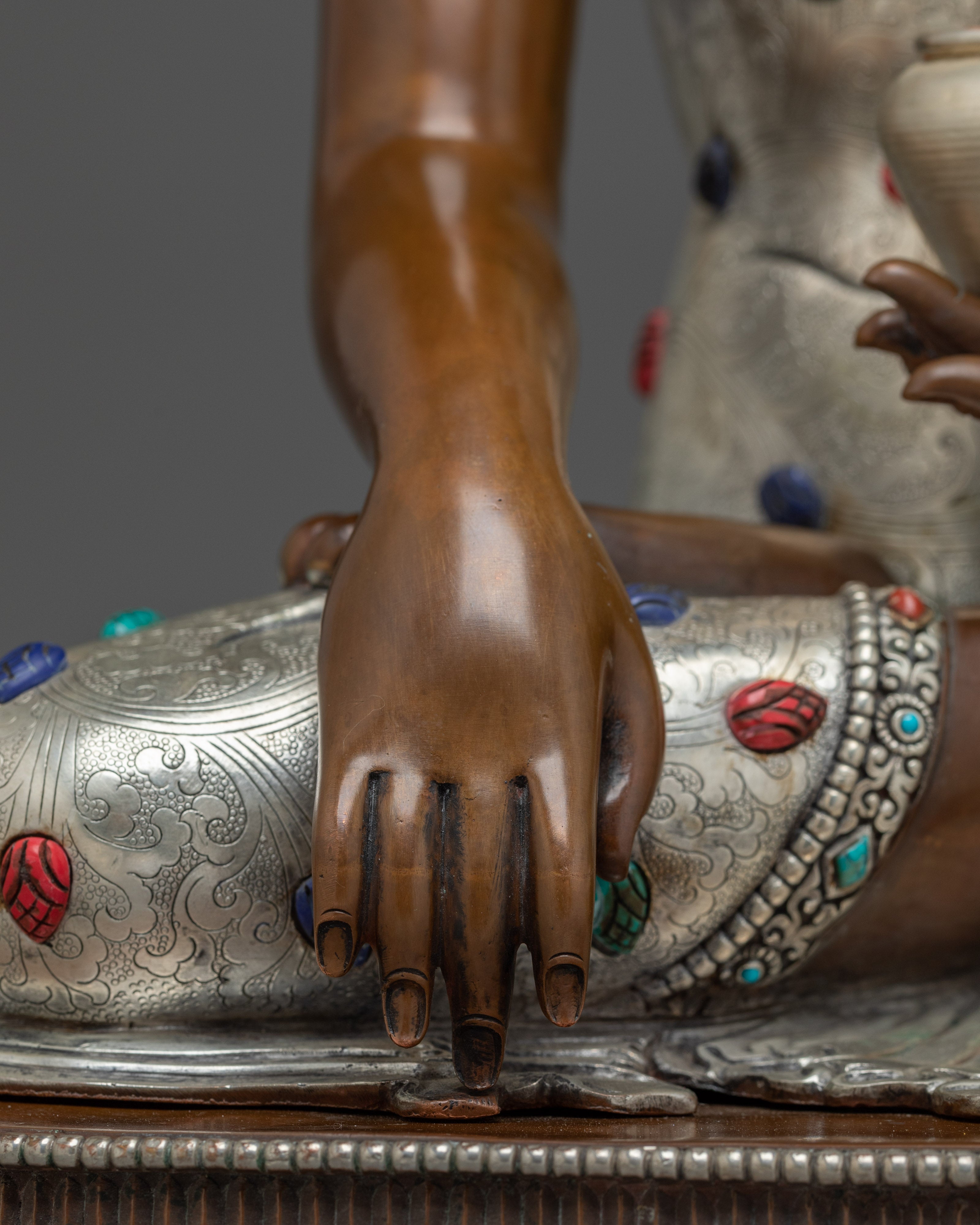 Shakyamuni buddha Statue: Buddhist Spiritual Decor