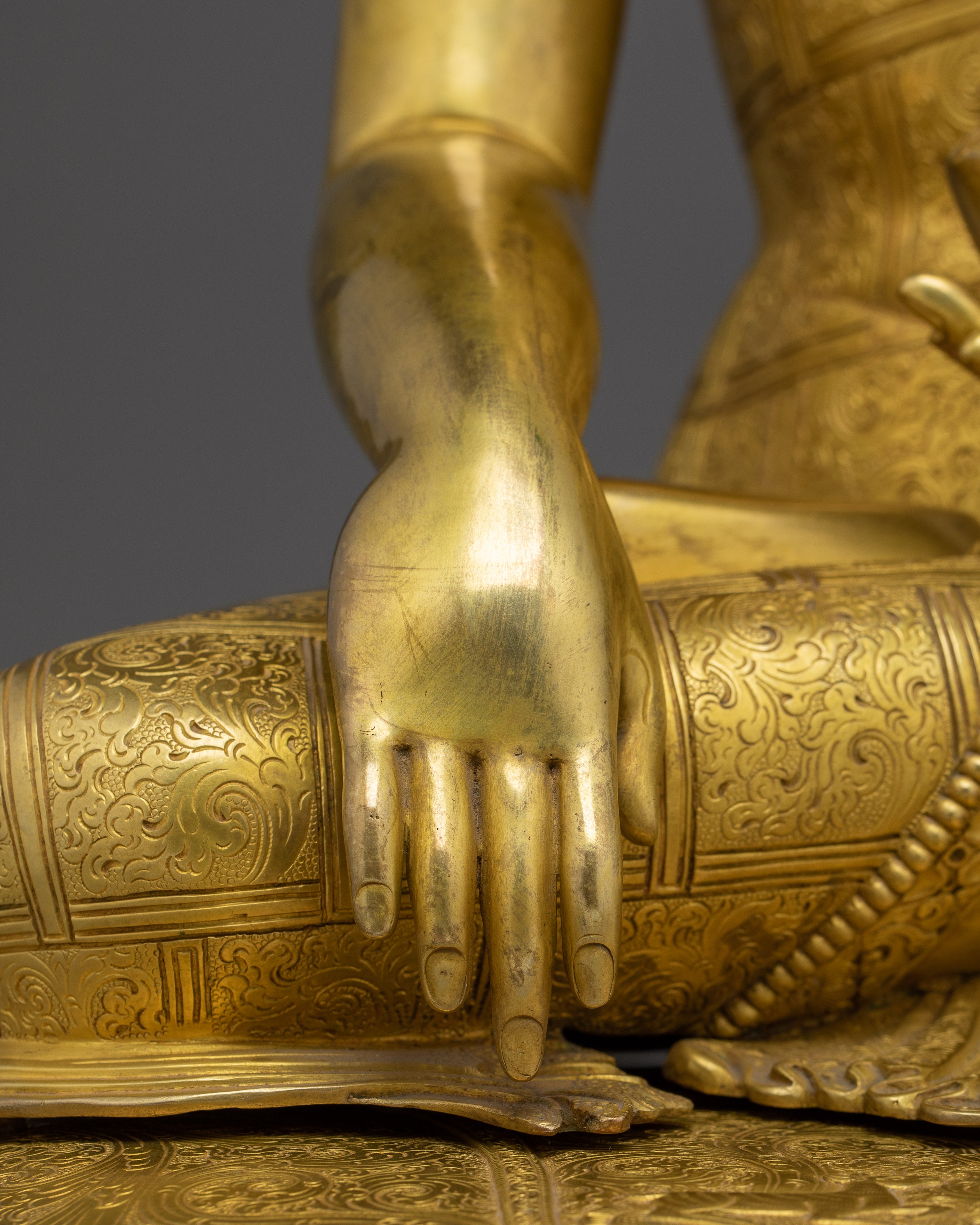 Tibetan Shakyamuni Buddha Golden Figurine | Spiritual Meditation & Altar Decor