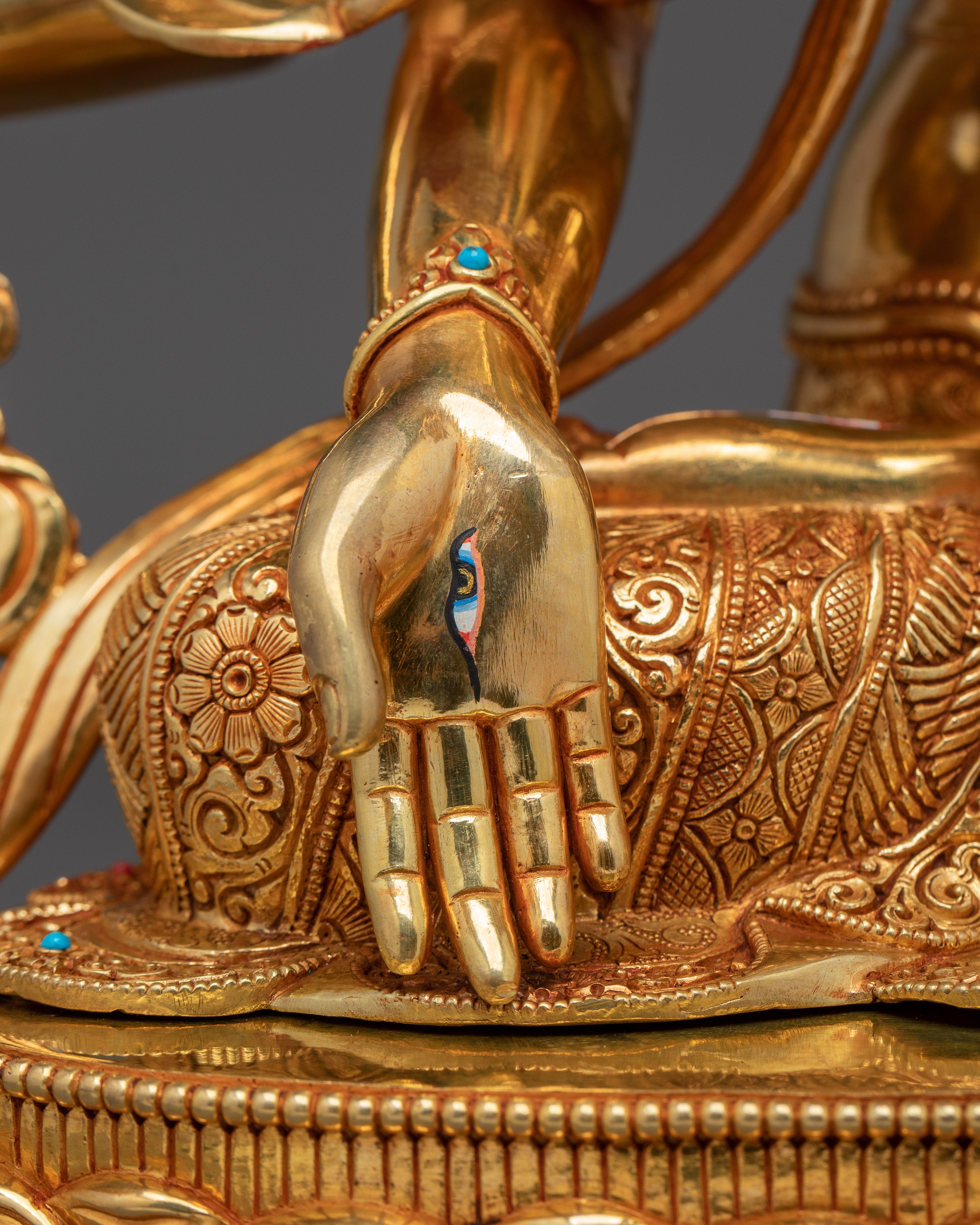 Namgyalma Statue: Himalayan Handmade Art