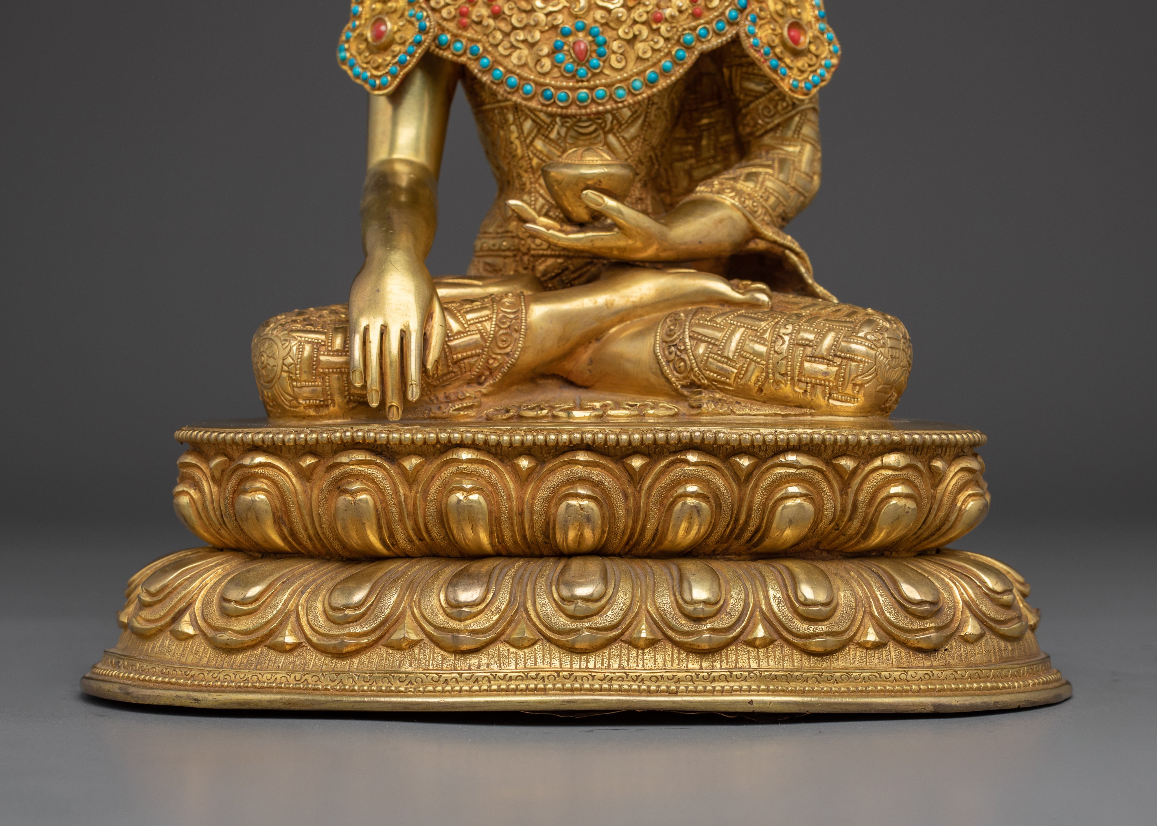 Crown Shakyamuni Buddha Statue: Dharma Teacher