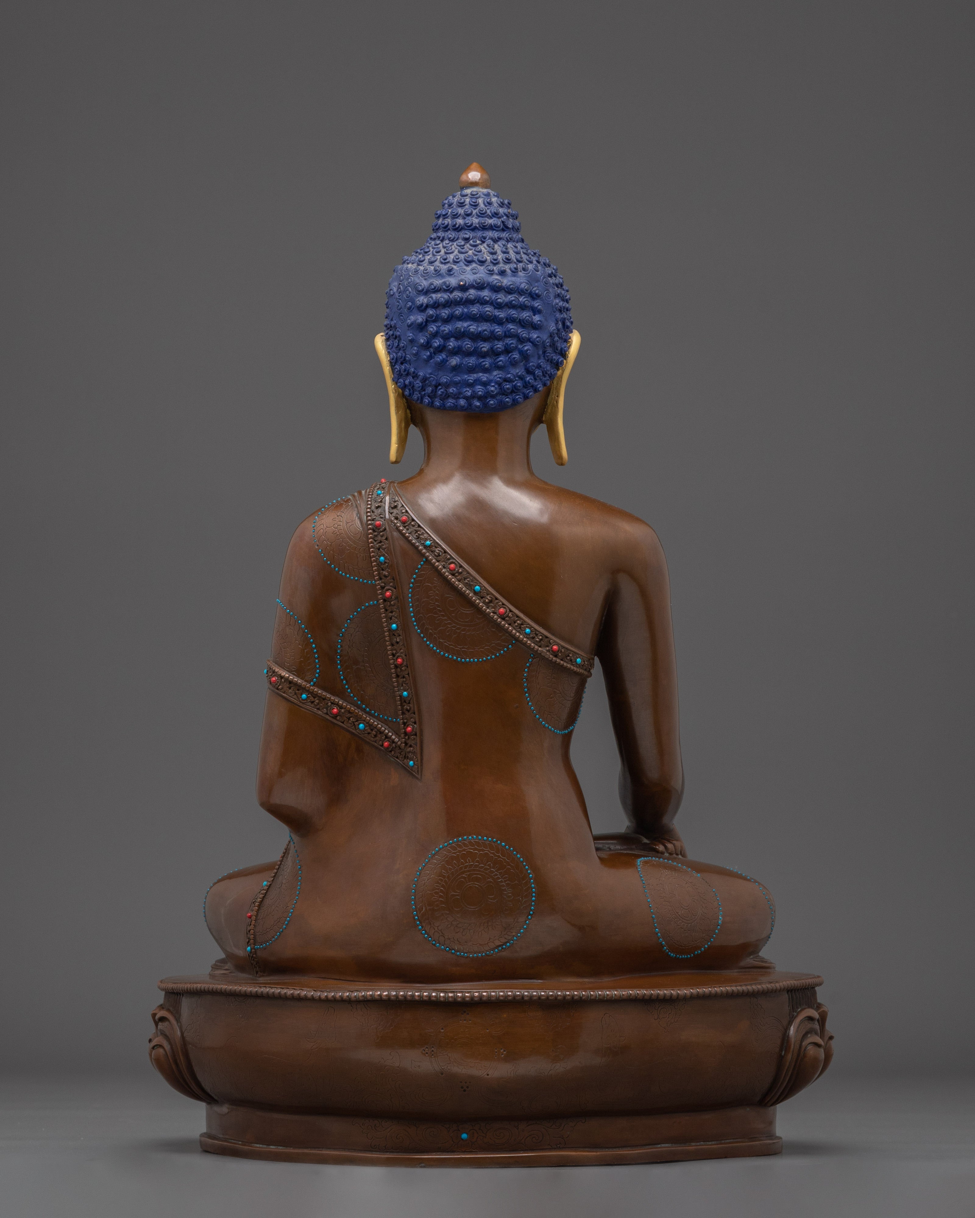 Shakyamuni Statue for Enlightenment | A Symbol of Peace and Enlightenment.