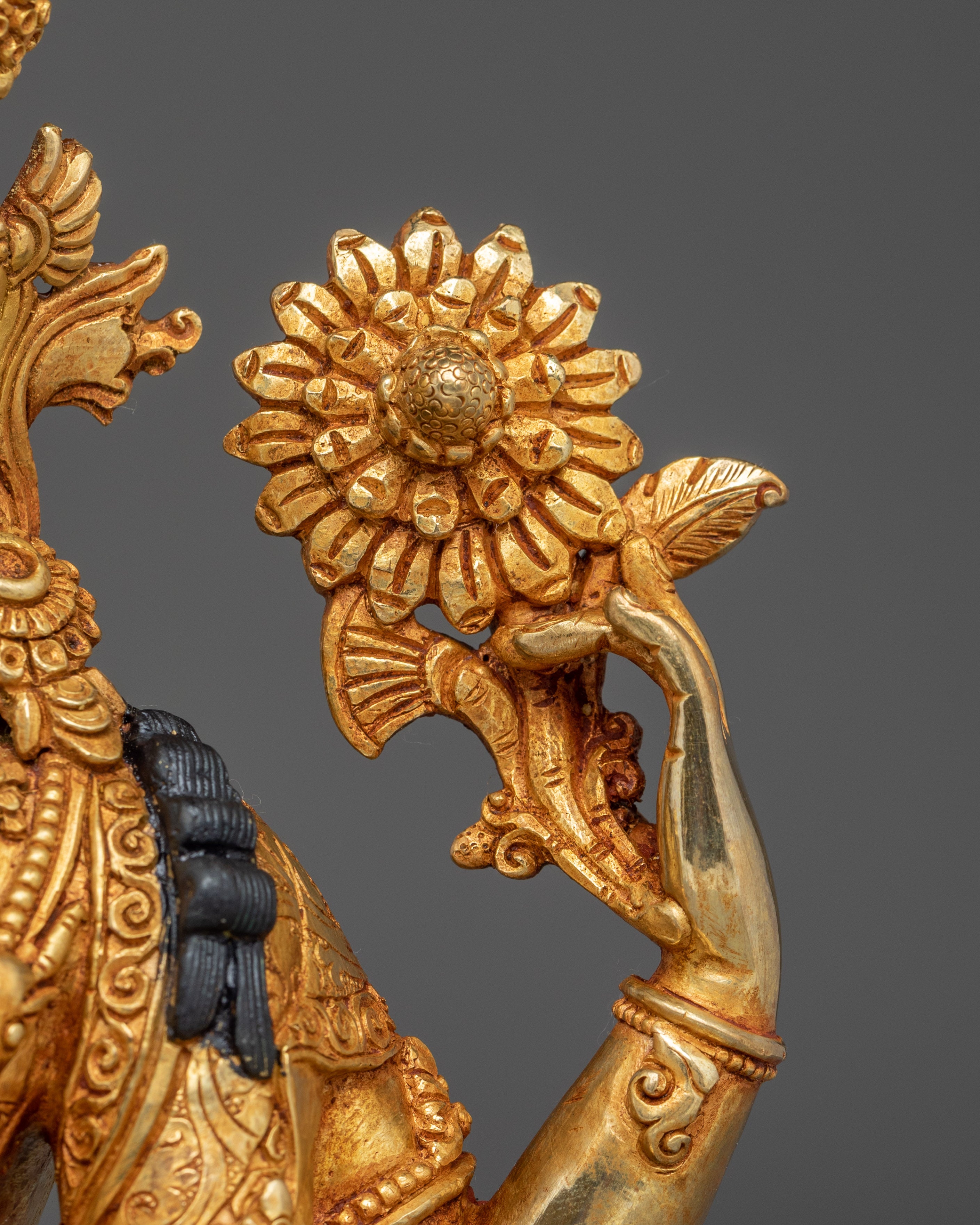 Compassion Buddha Chenrezig | Peaceful Sculpture for Sacred Space and Meditation