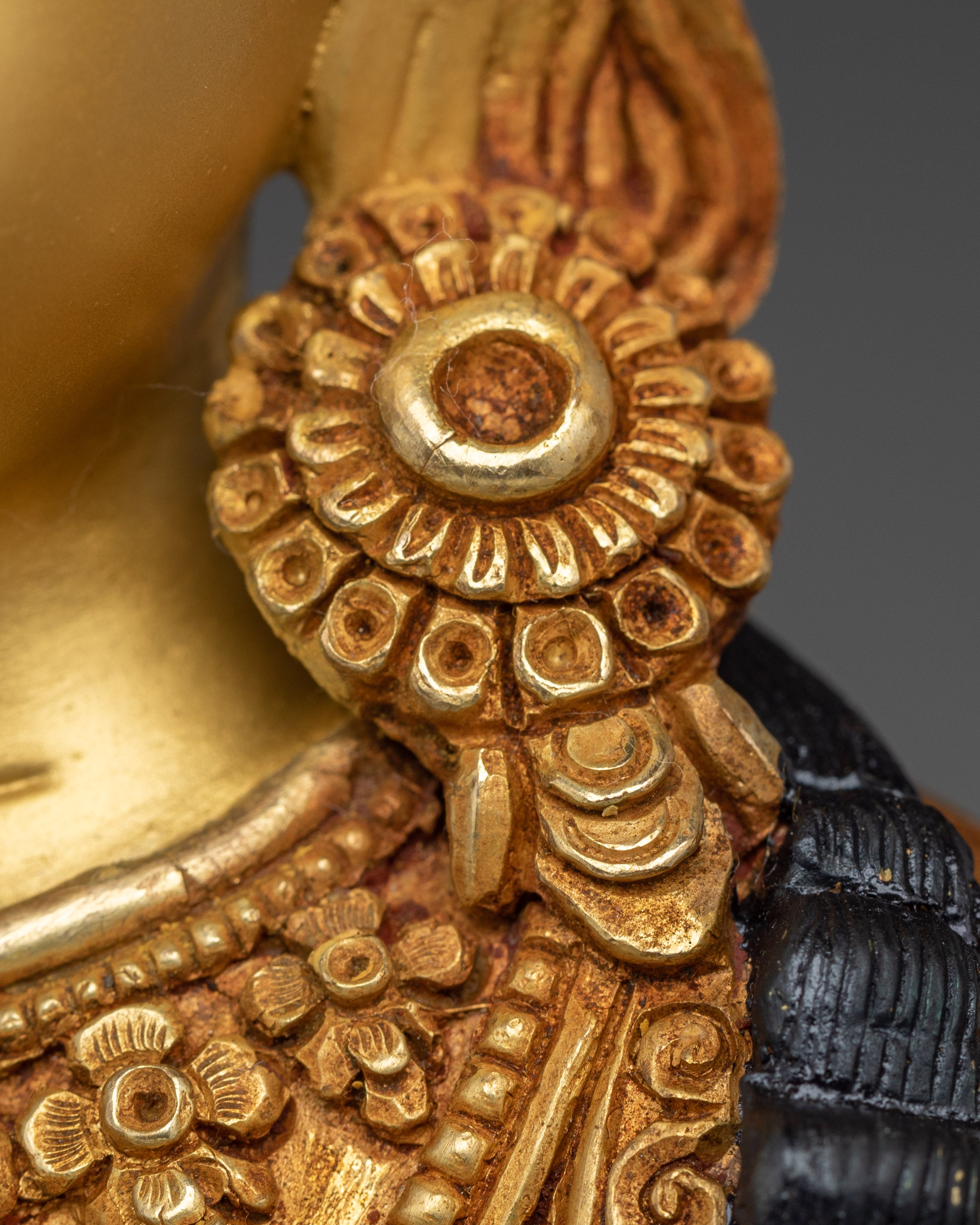 Compassion Buddha Chenrezig | Peaceful Sculpture for Sacred Space and Meditation