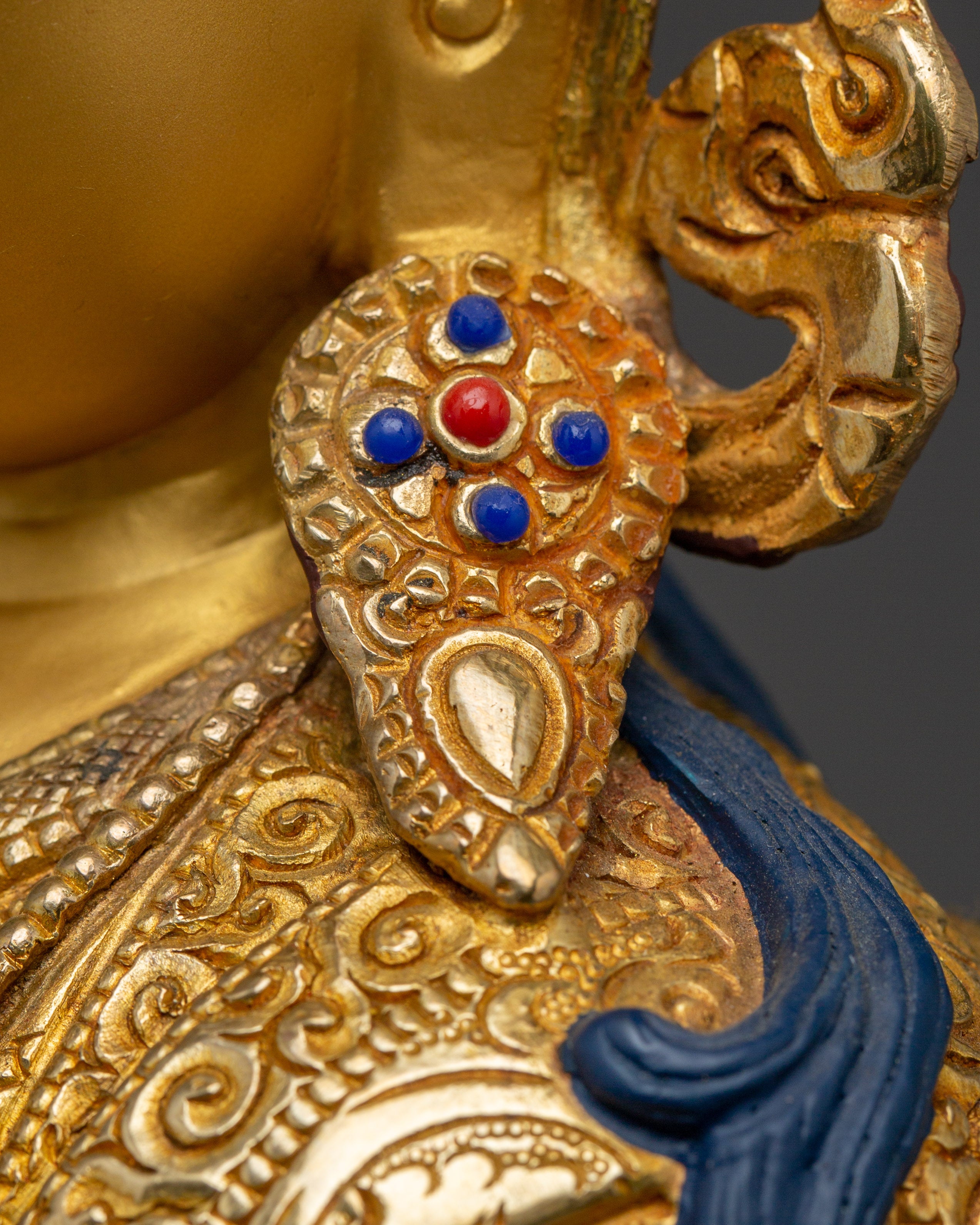 Guru Tsokye Dorje Statue: Peaceful Padmasambhava Form