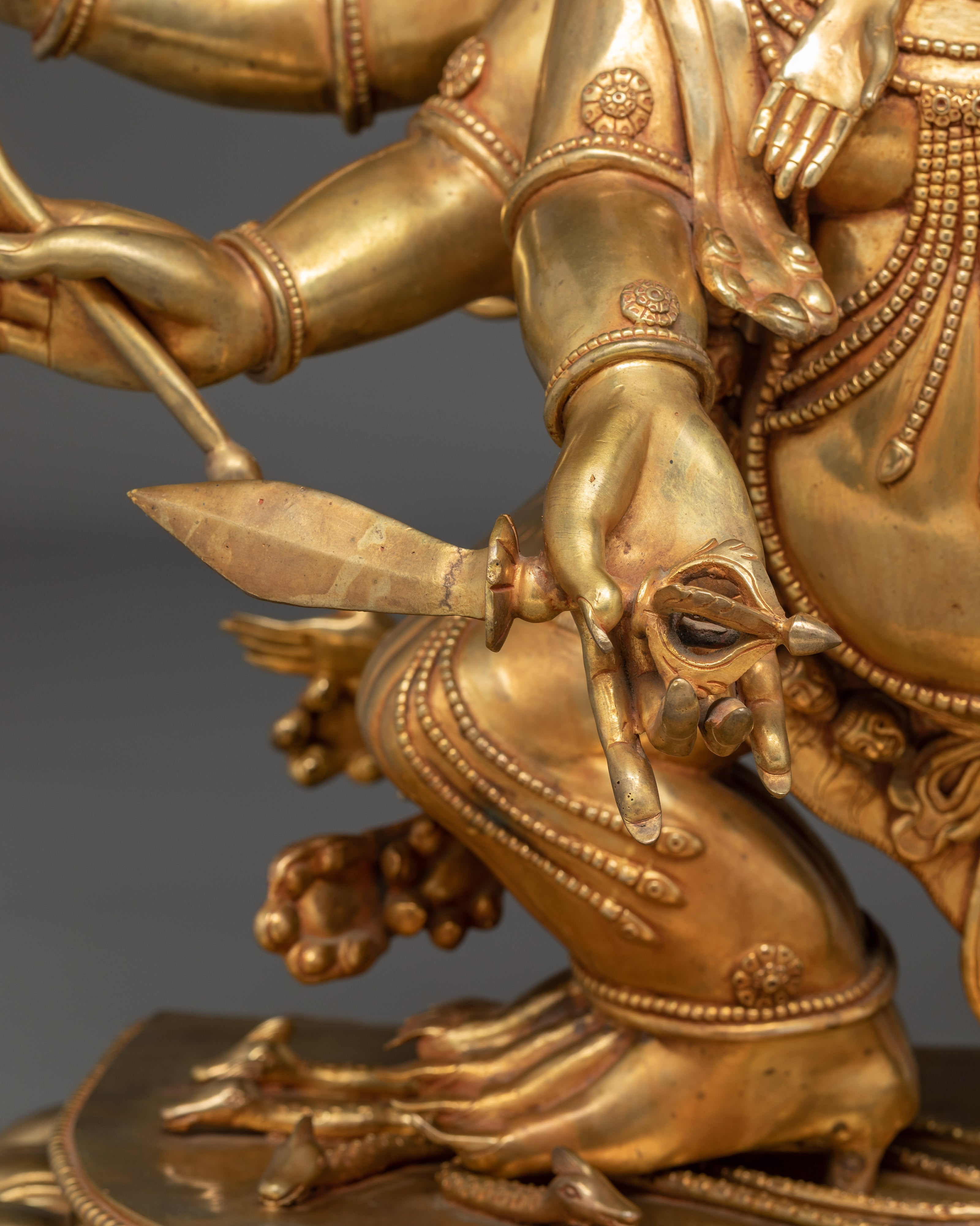 Hayagrive Statue: Tibetan Buddhist Protector Deity