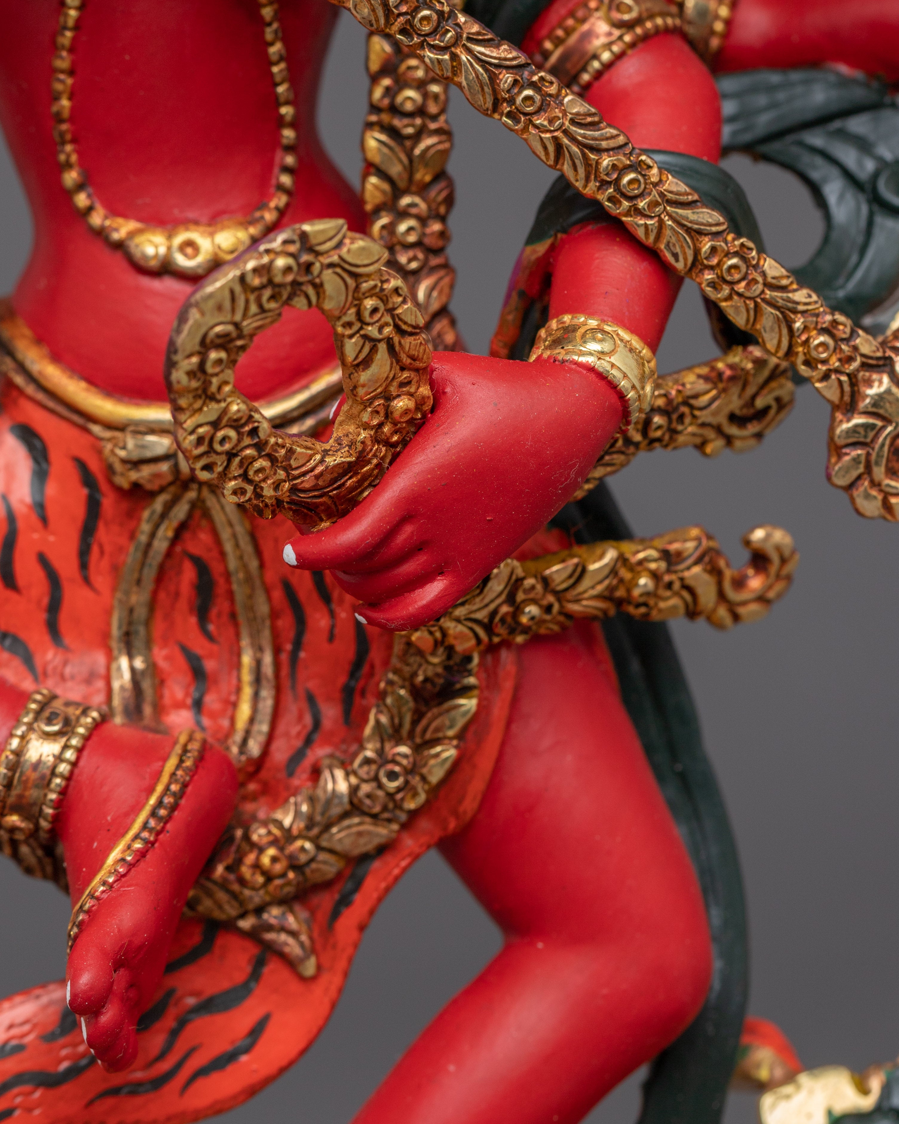 Majestic Kurukulla Statue | Buddhist Powerful Dakini