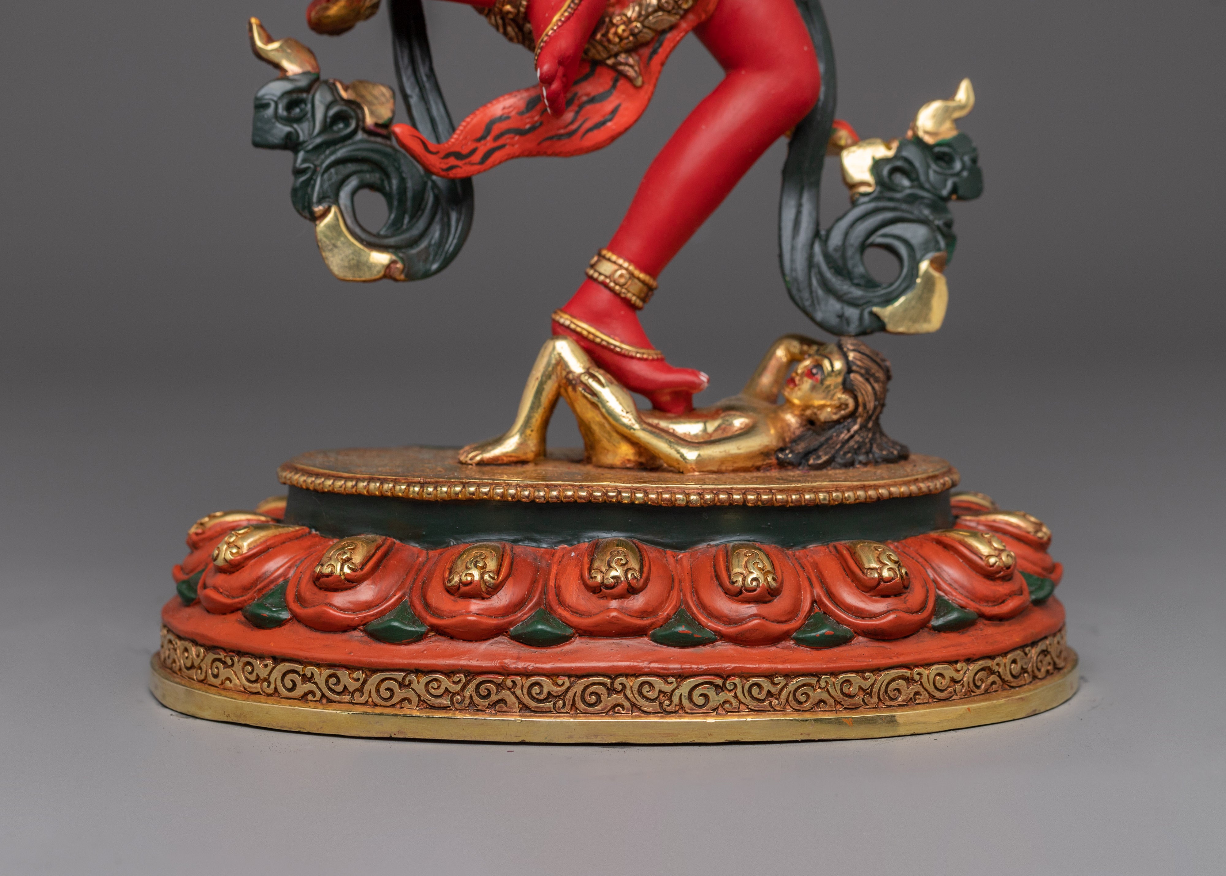 Majestic Kurukulla Statue | Buddhist Powerful Dakini