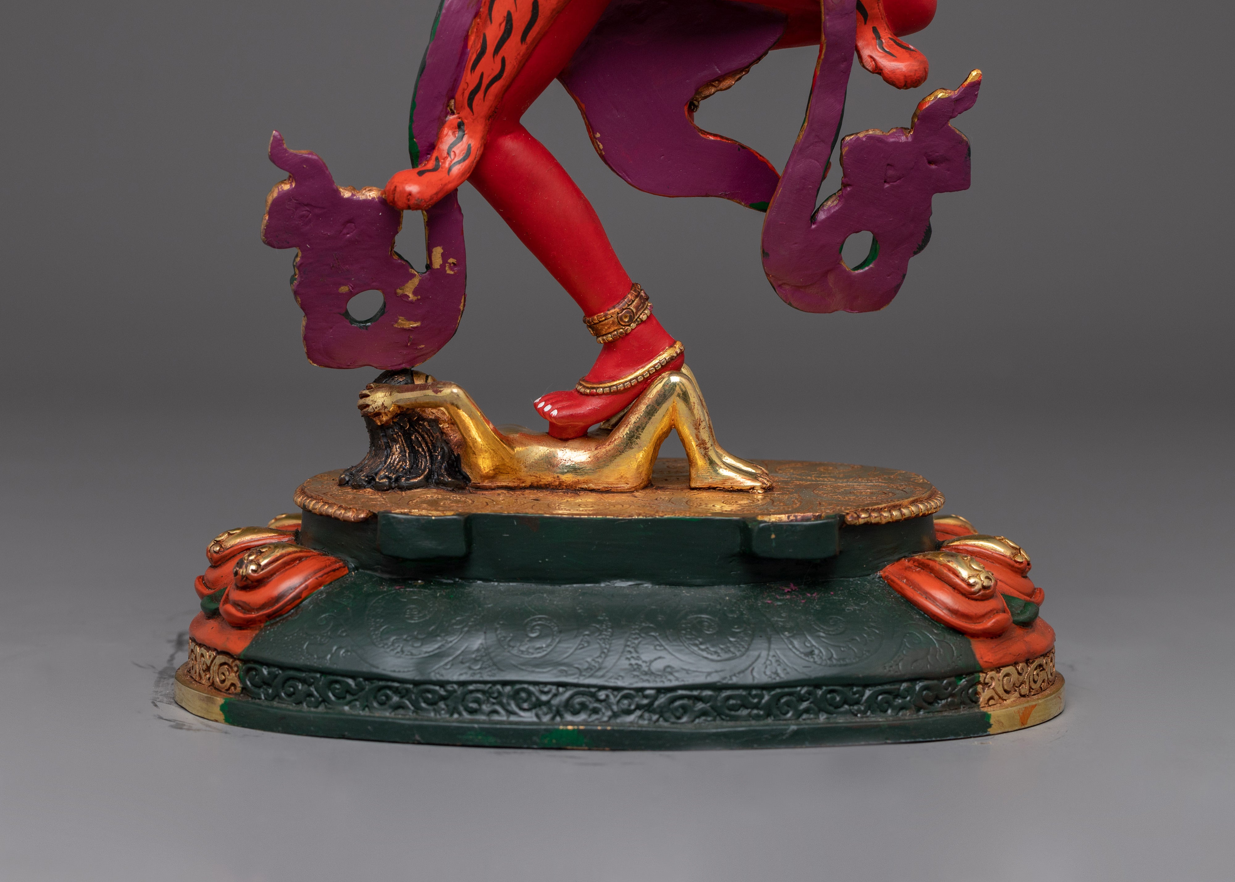 Majestic Kurukulla Statue | Buddhist Powerful Dakini