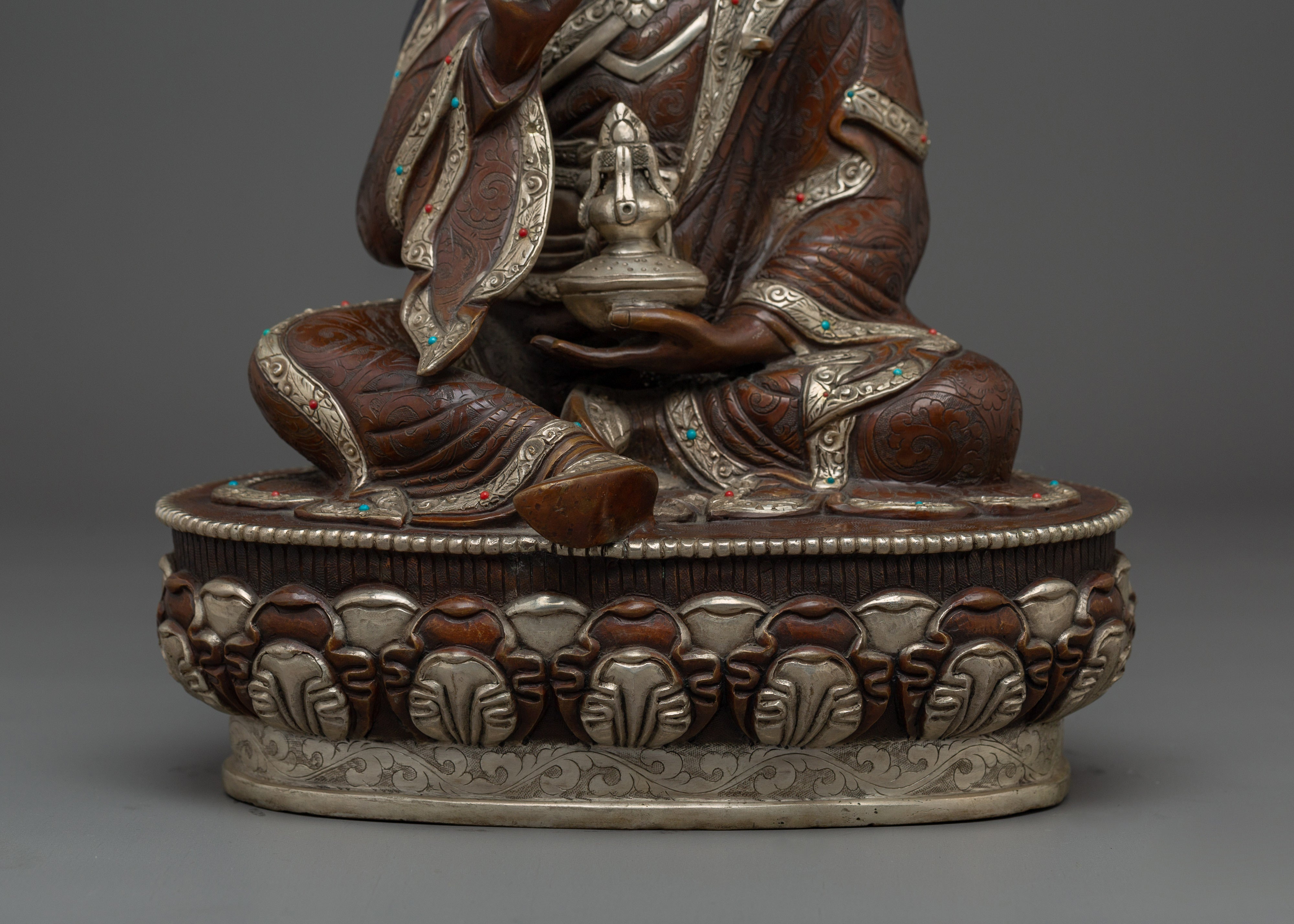 Vajra Master Guru Rinpoche Golden Art | Himalayan Padmasambhava Artwork