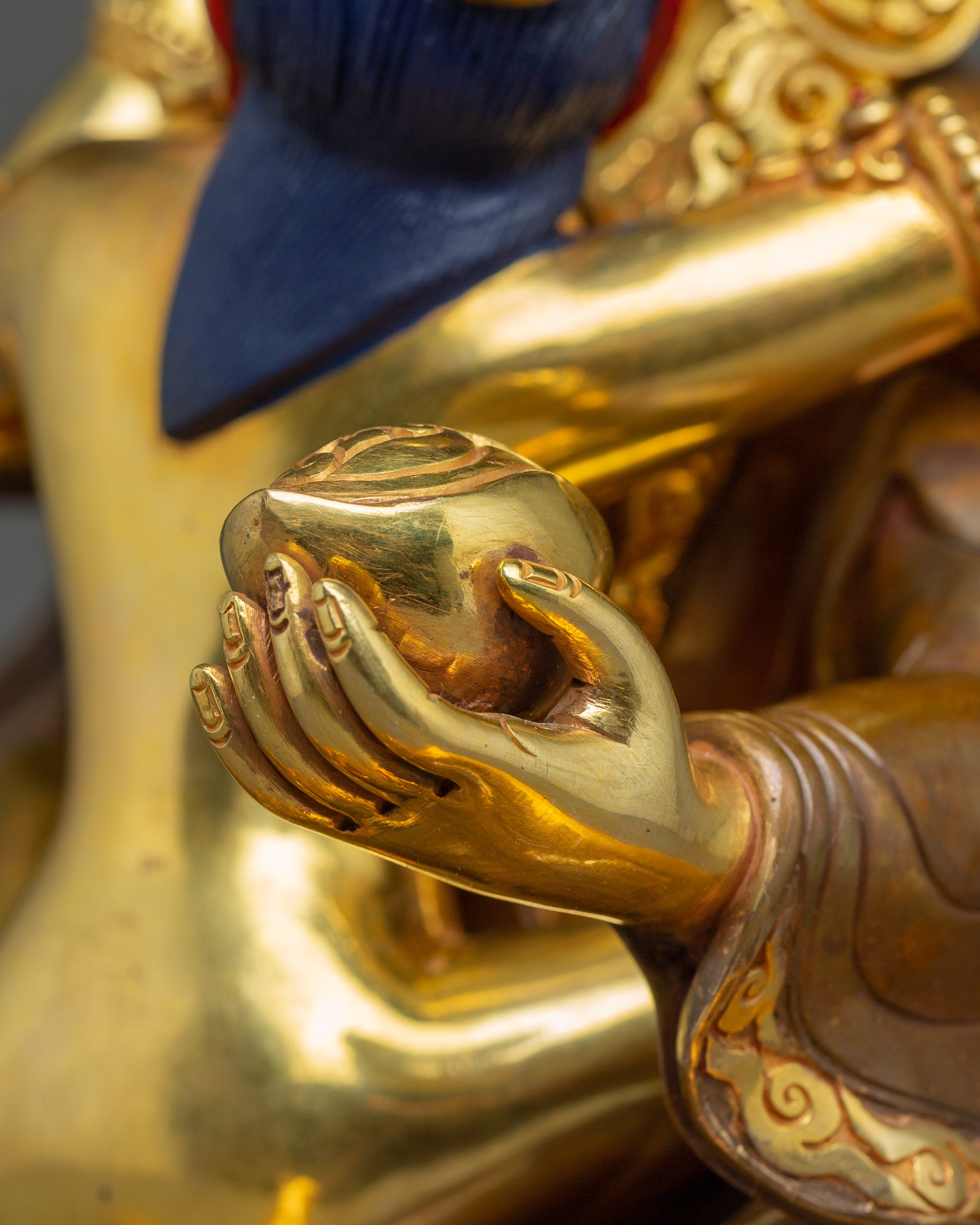 Guru with Consort Statue and Throne | Gemstones & Spiritual Significance