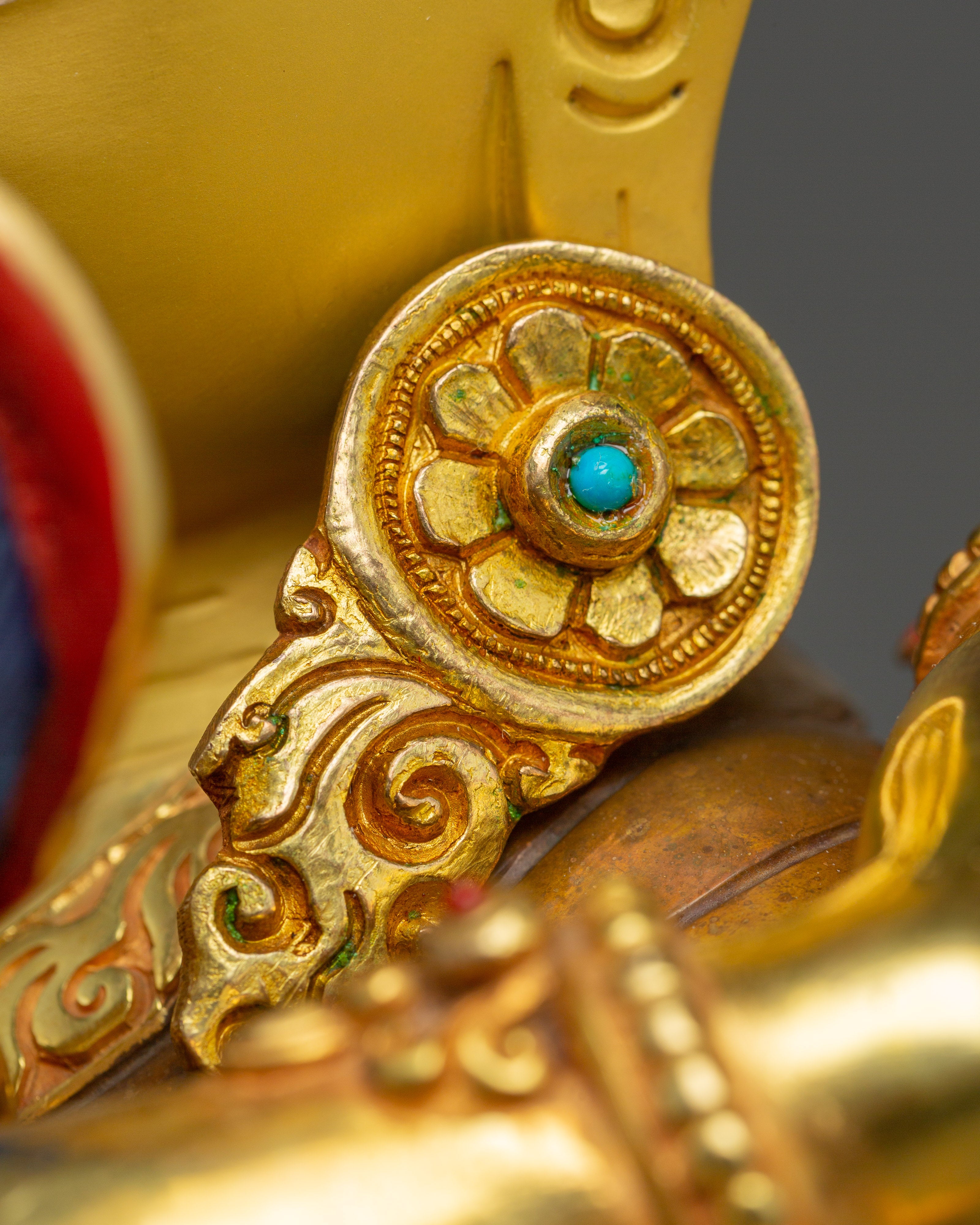 Guru with Consort Statue and Throne | Gemstones & Spiritual Significance