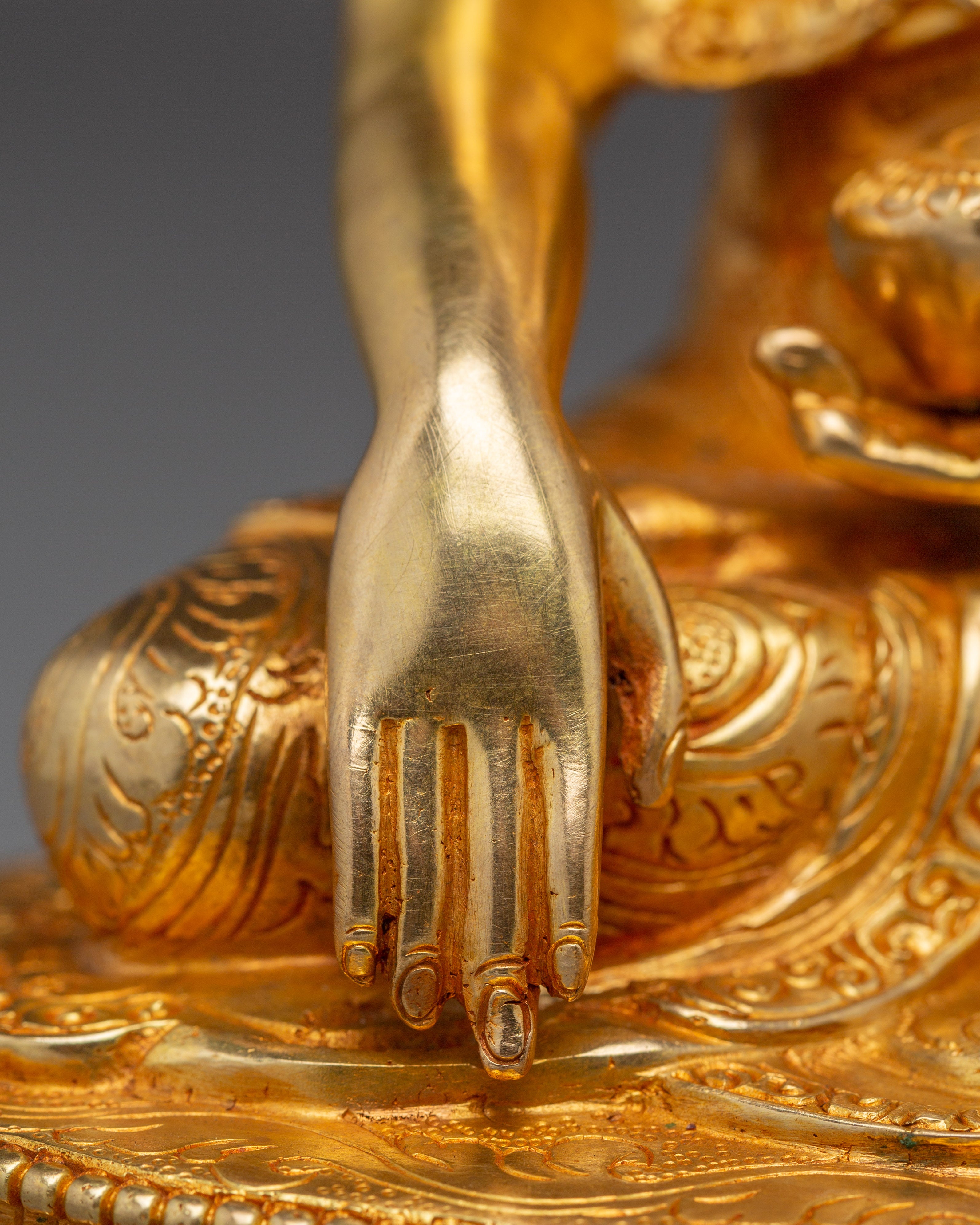 Dharma Teacher Shakyamuni Buddha with Halo | Gautama Buddha Statue