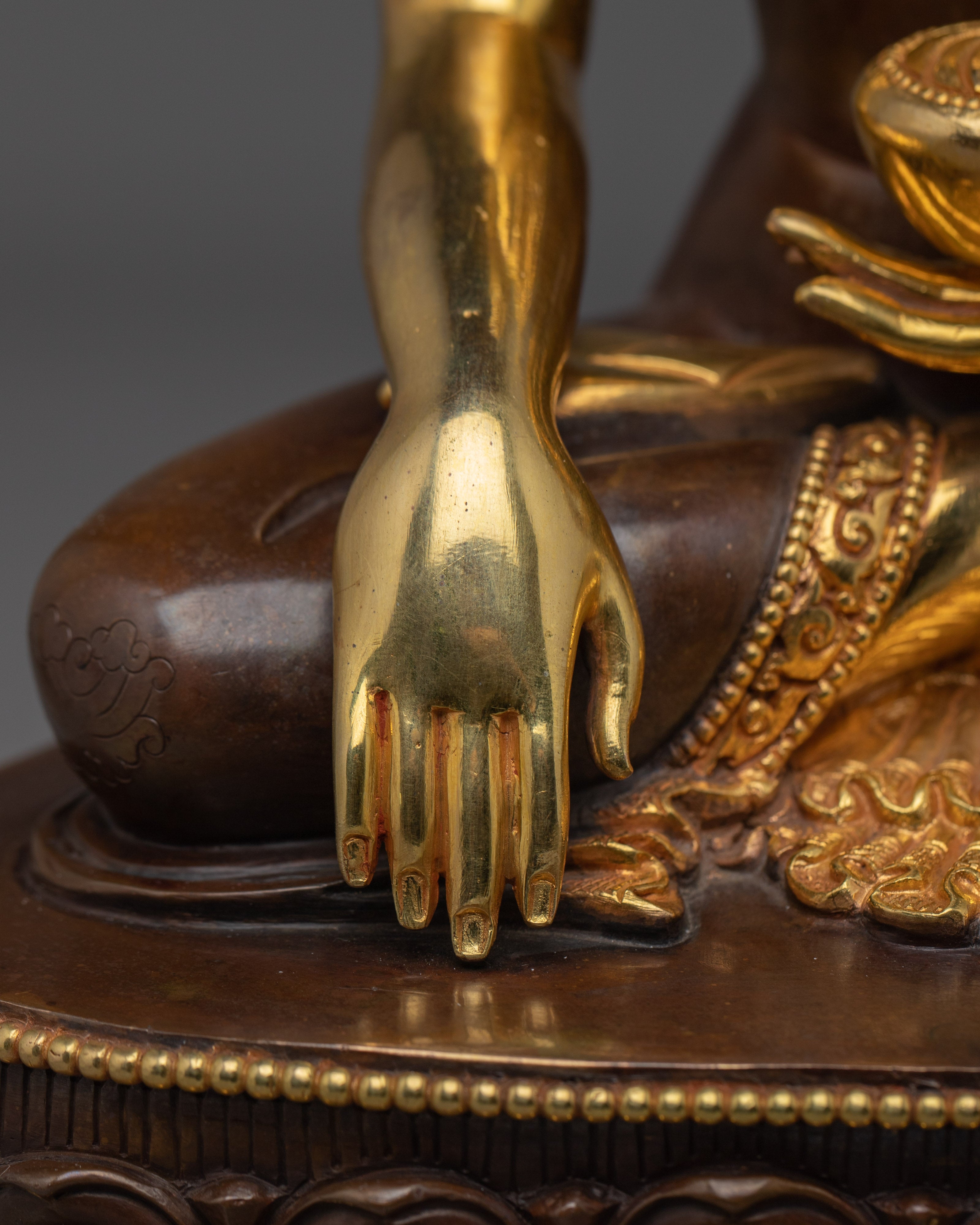Shakyamuni Buddha Statue 24K Gold Gilded | Meditation & Shrine Decor