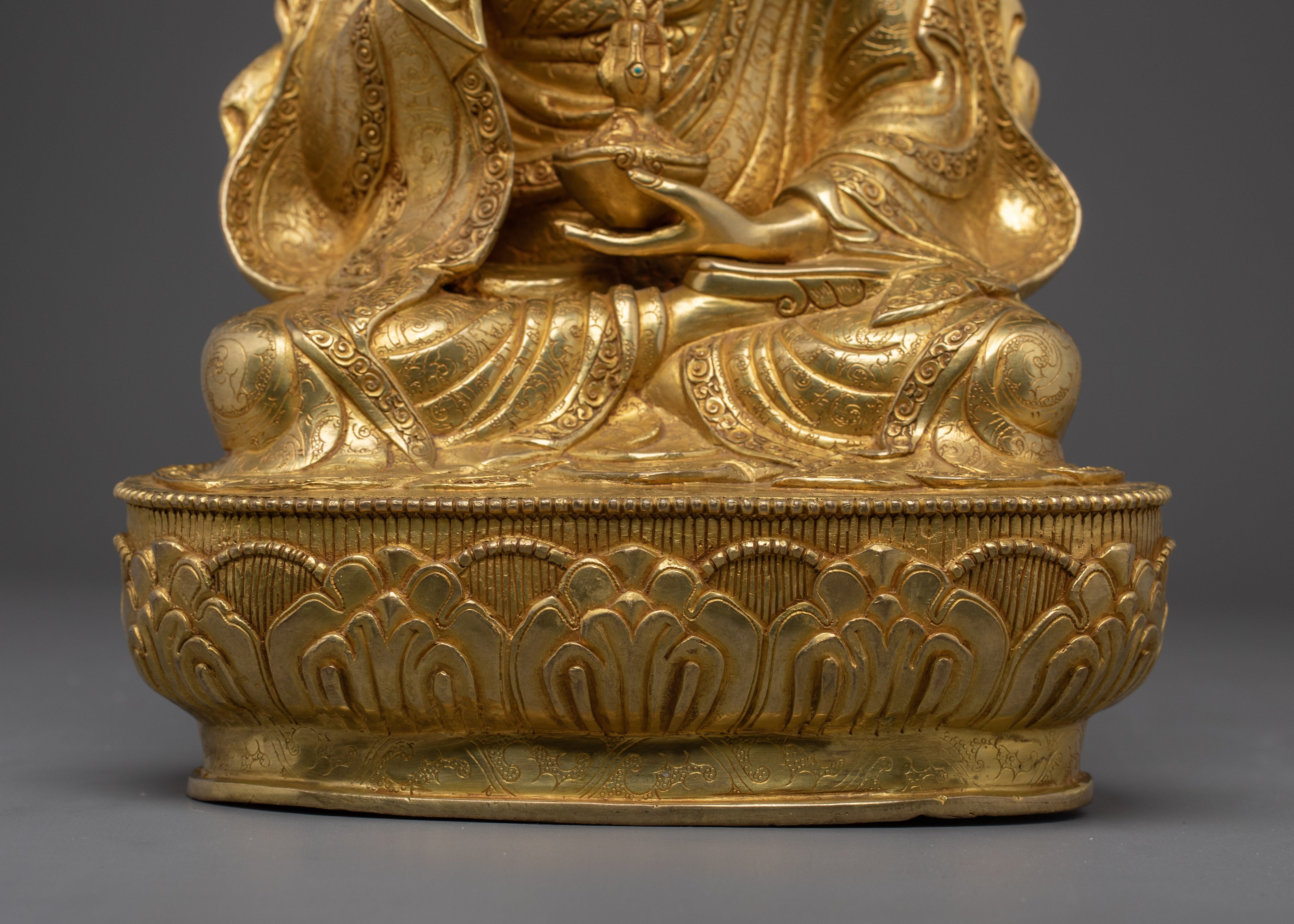 Golden Guru Tsokye Dorje Sculpture | The Heart of Vajrayana Buddhism