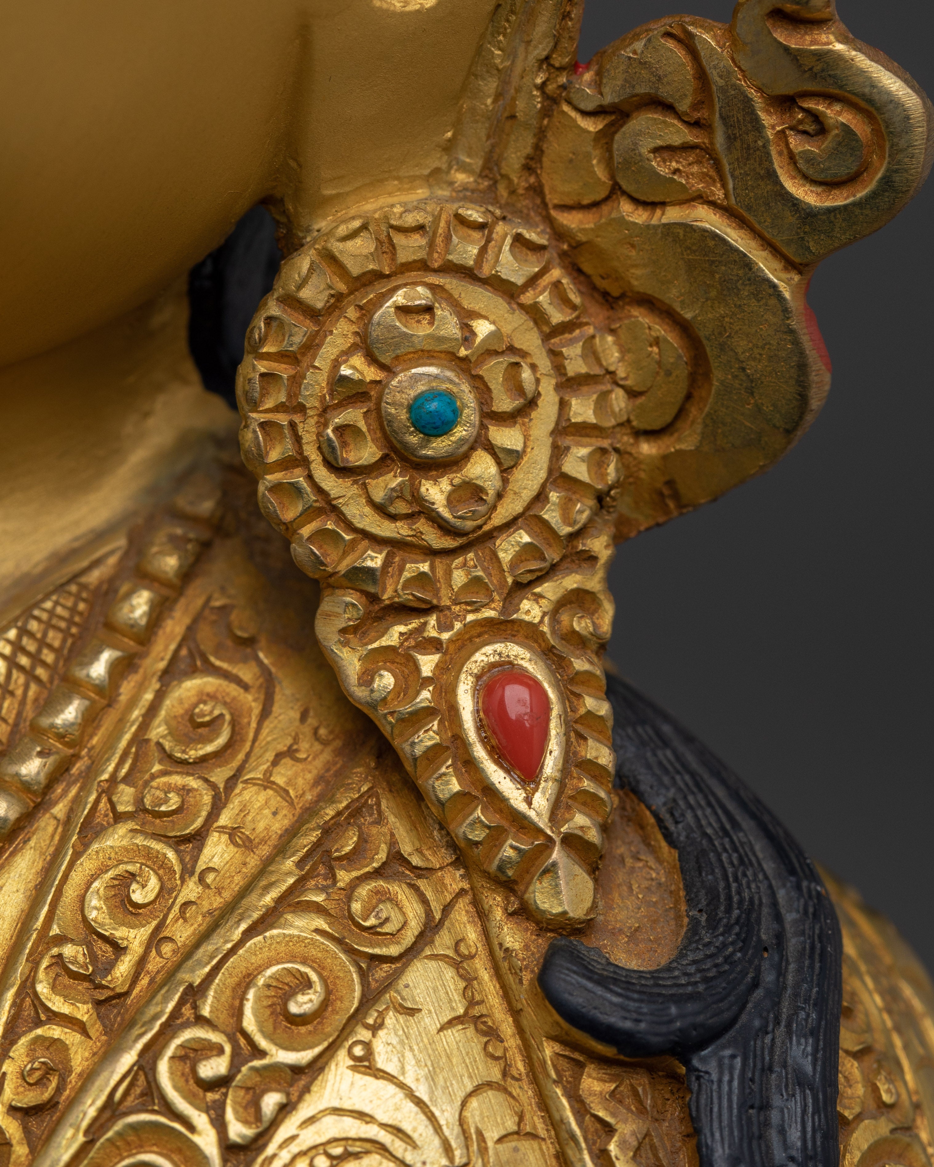 Golden Guru Tsokye Dorje Sculpture | The Heart of Vajrayana Buddhism