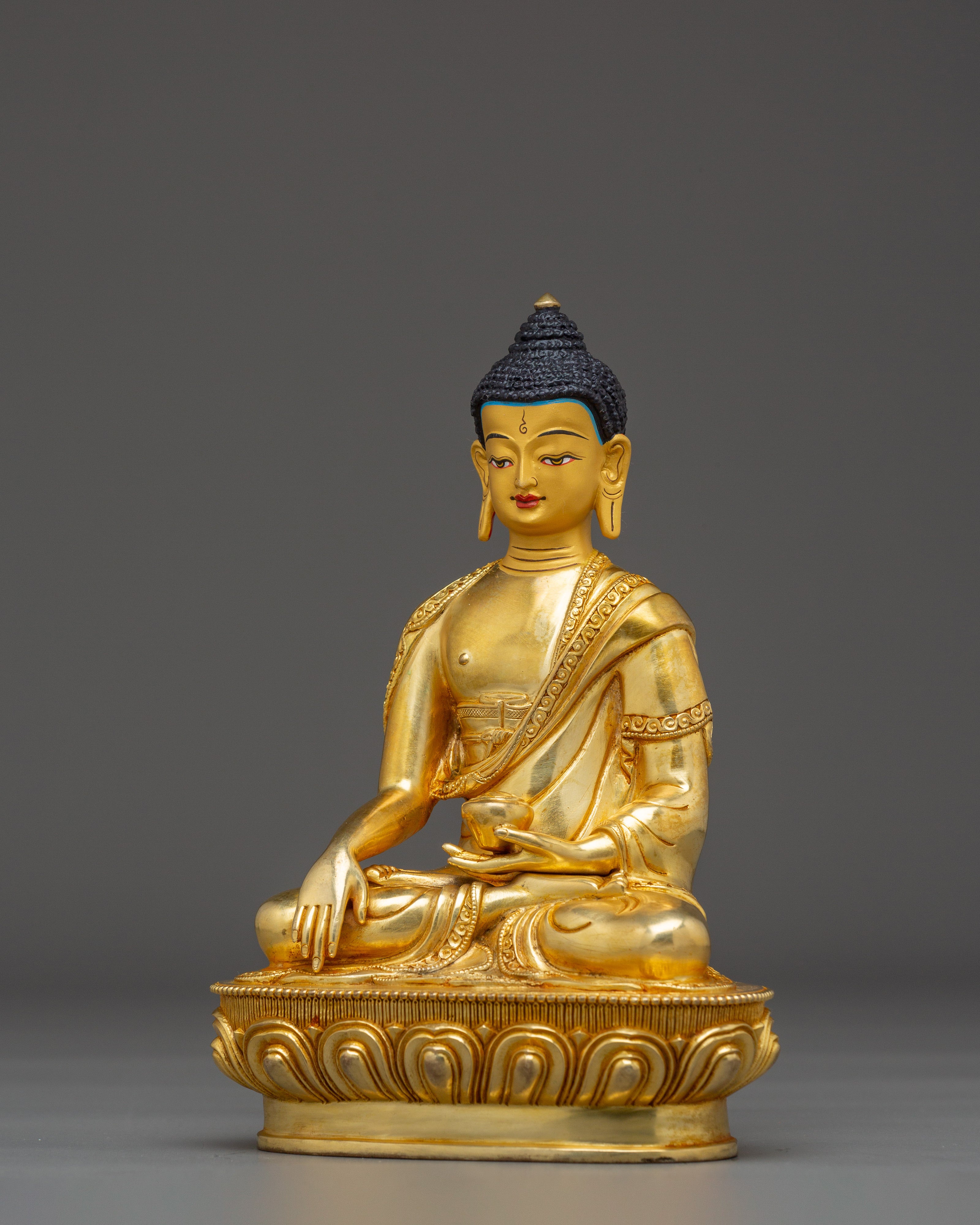 Golden Shakyamuni Buddha Sculpture | Historical Buddha