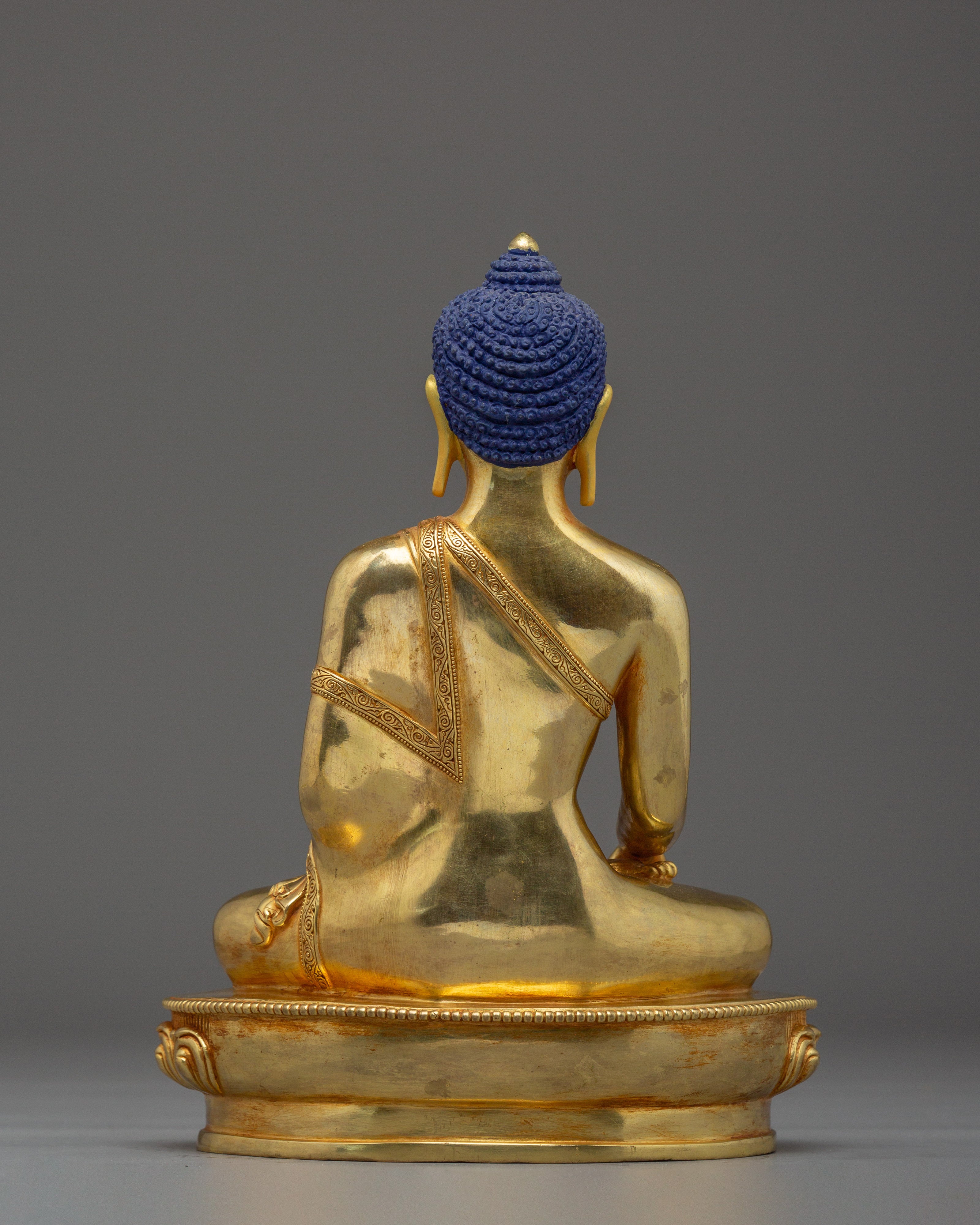 Golden Shakyamuni Buddha Statue: Dharma Decor